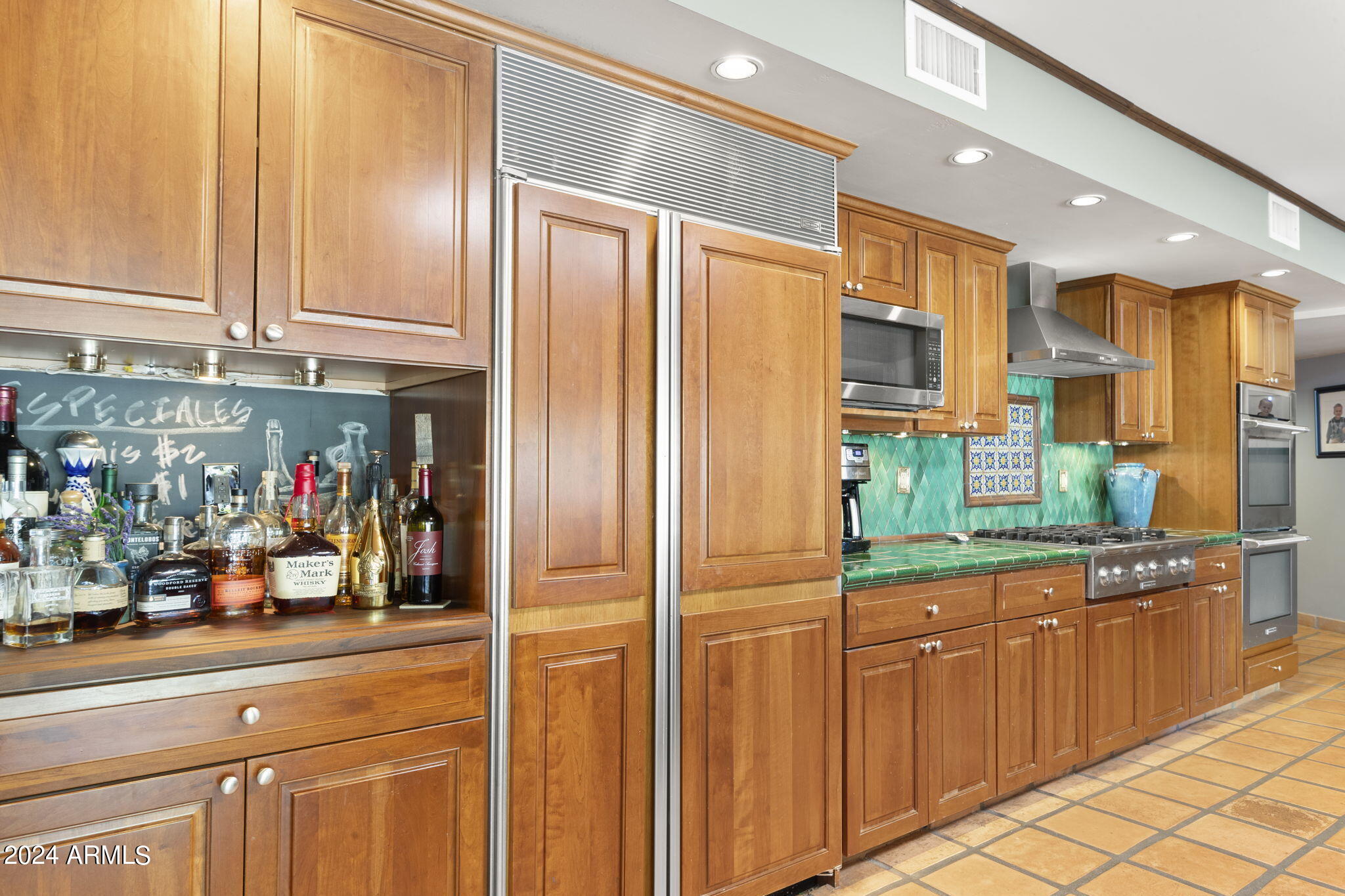 9810 E DESERT COVE Avenue