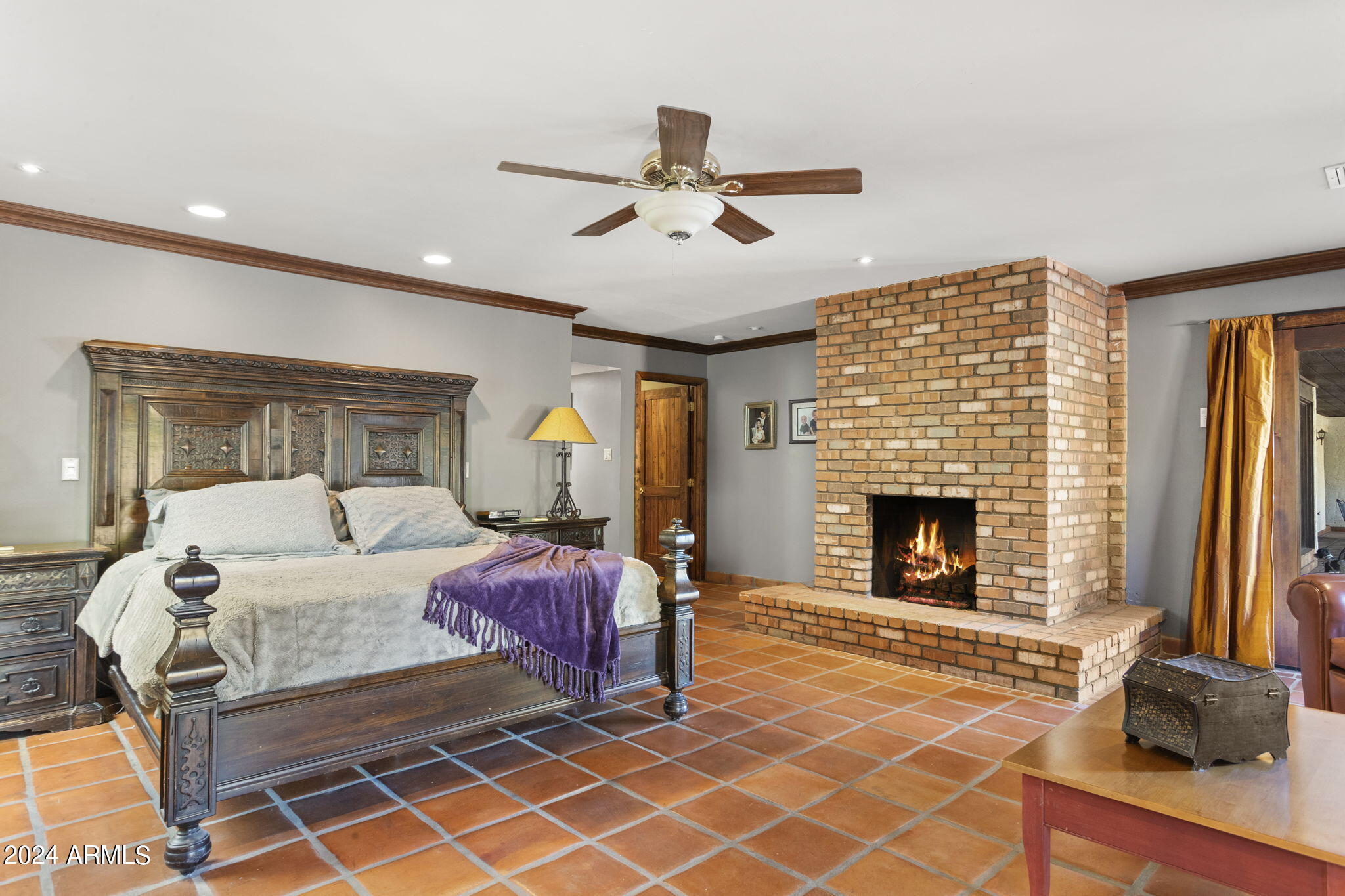 9810 E DESERT COVE Avenue