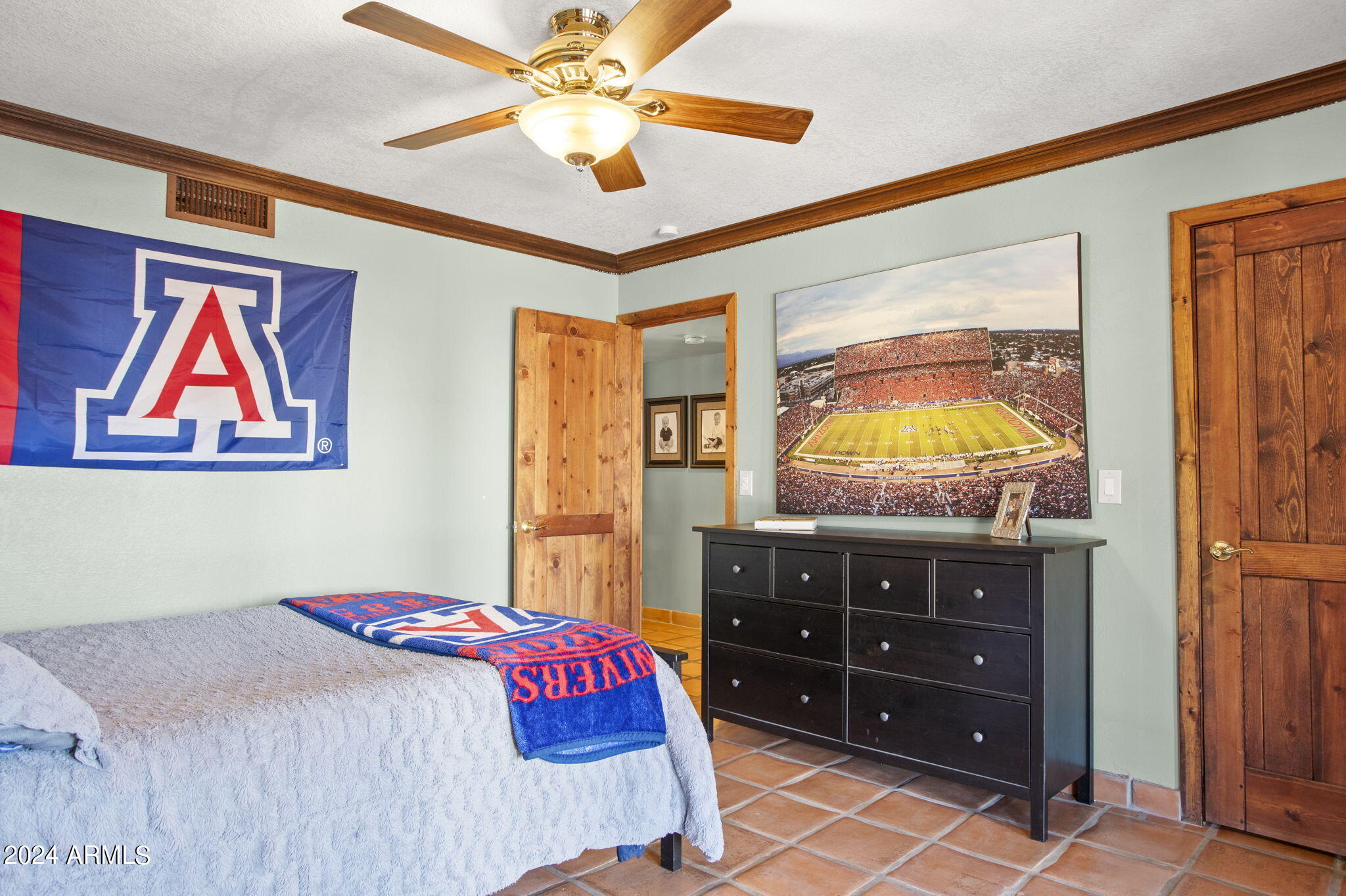 9810 E DESERT COVE Avenue