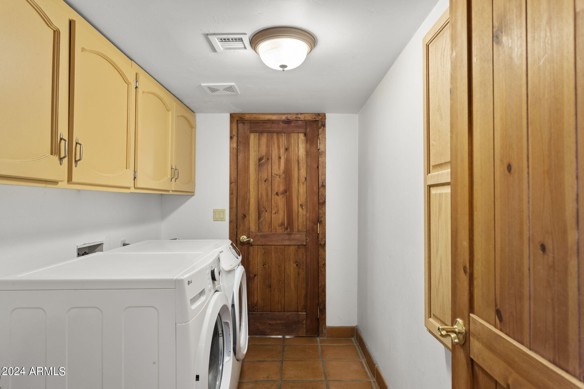 9810 E DESERT COVE Avenue