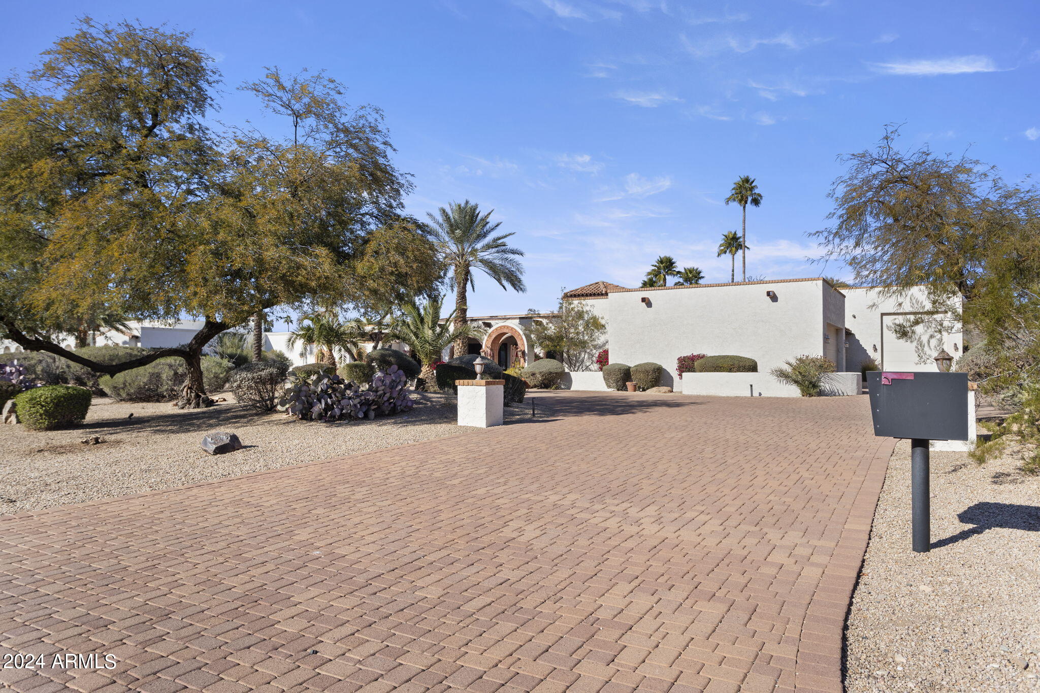 9810 E DESERT COVE Avenue