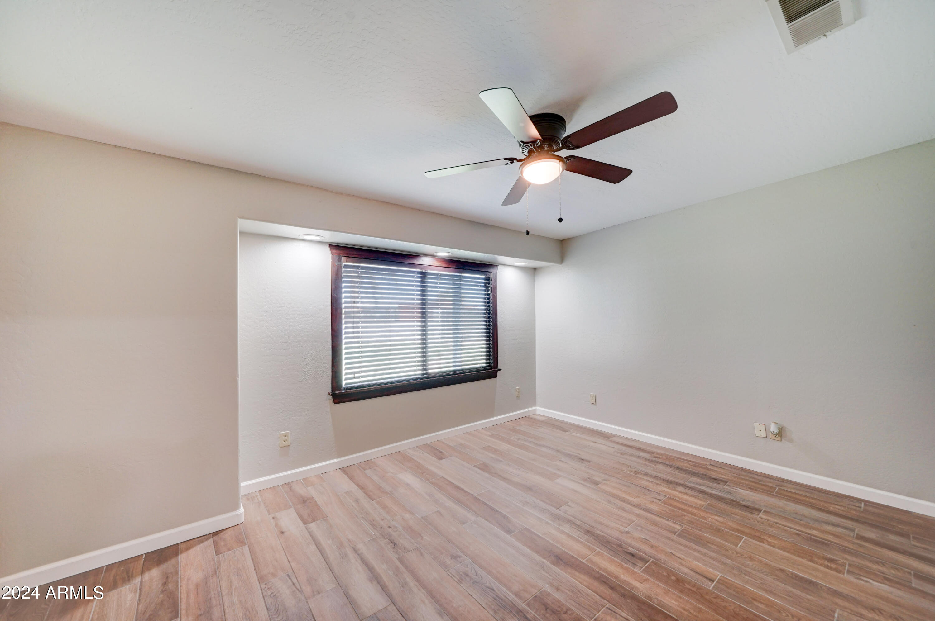 18734 E VIA DE PALMAS