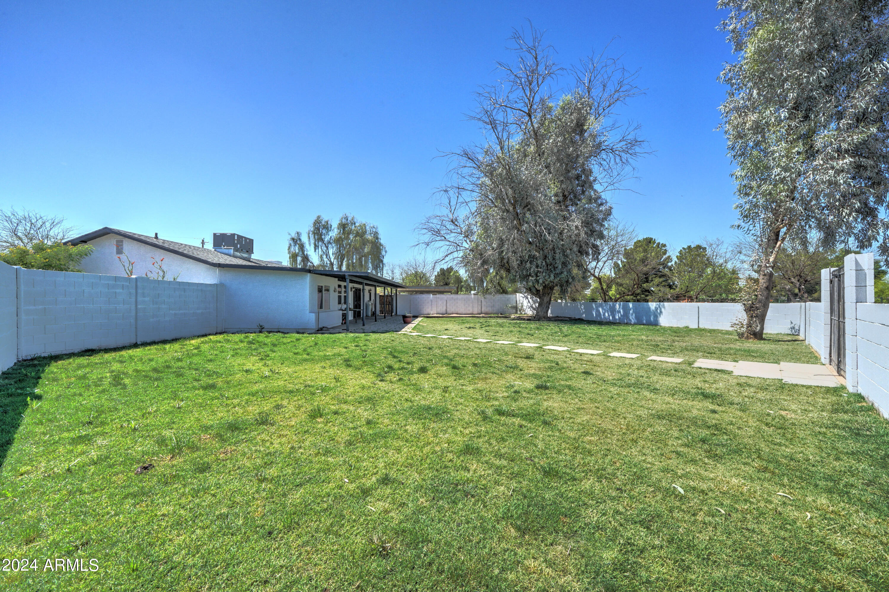 18734 E VIA DE PALMAS