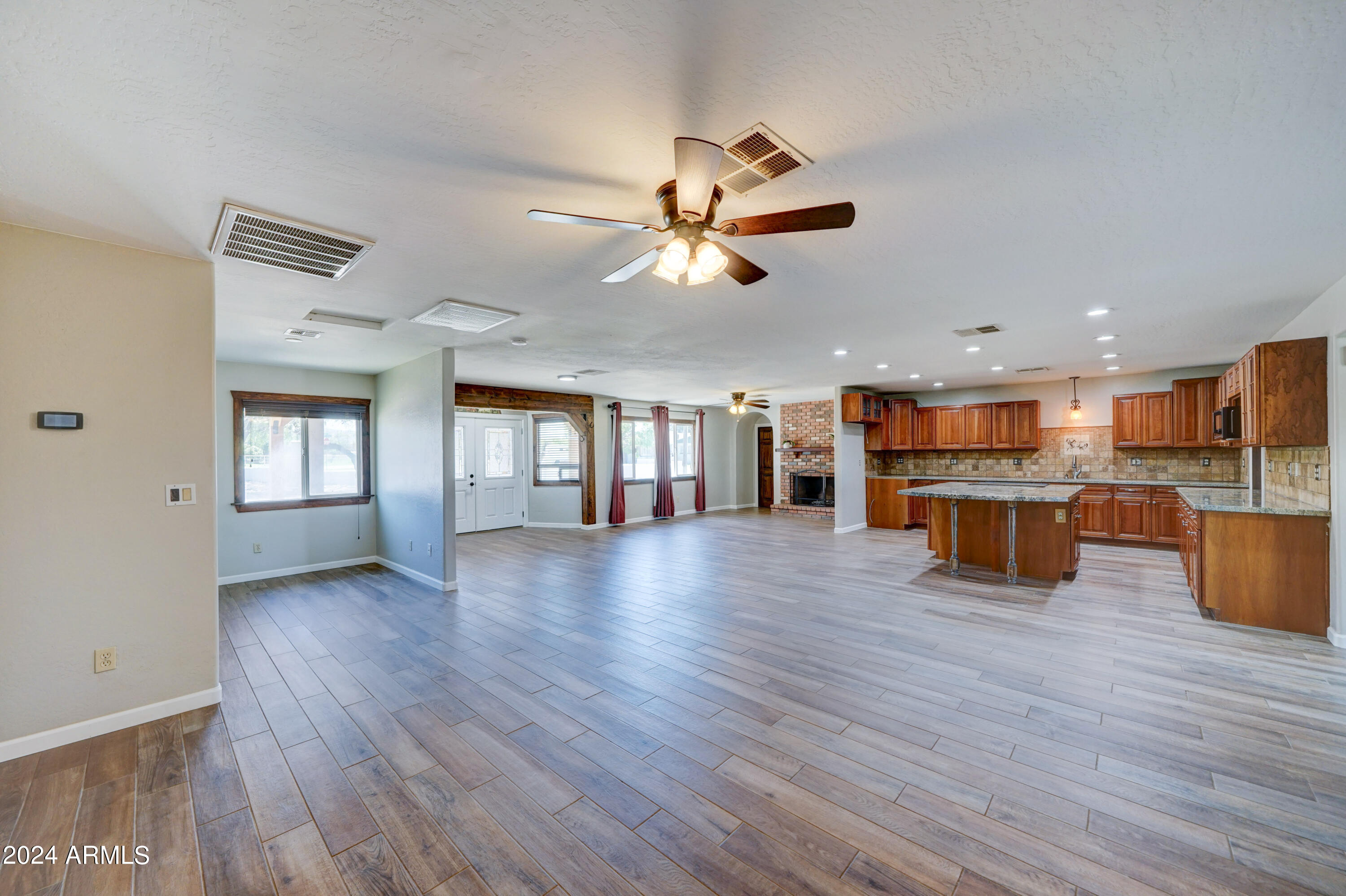 18734 E VIA DE PALMAS