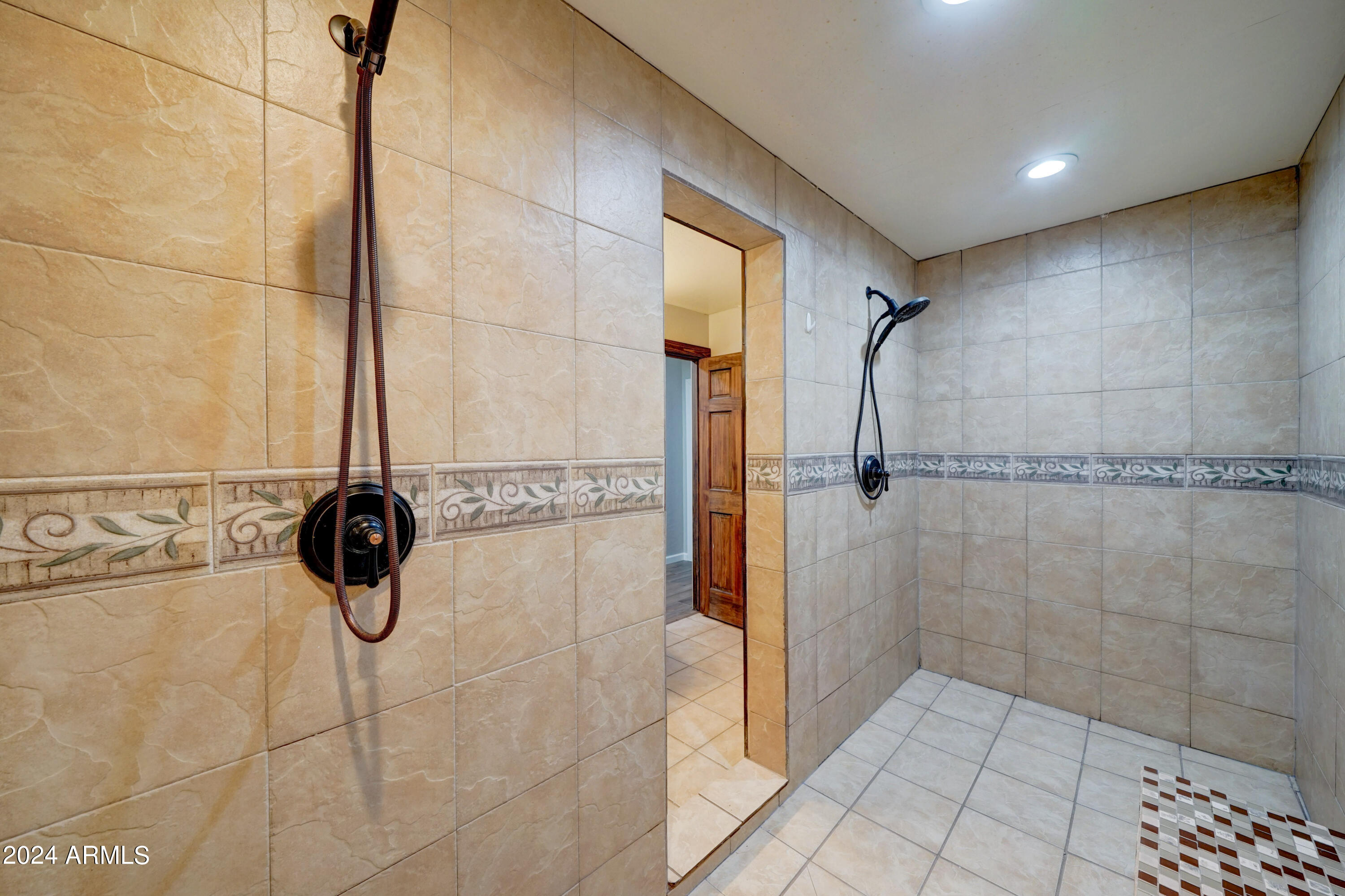 18734 E VIA DE PALMAS