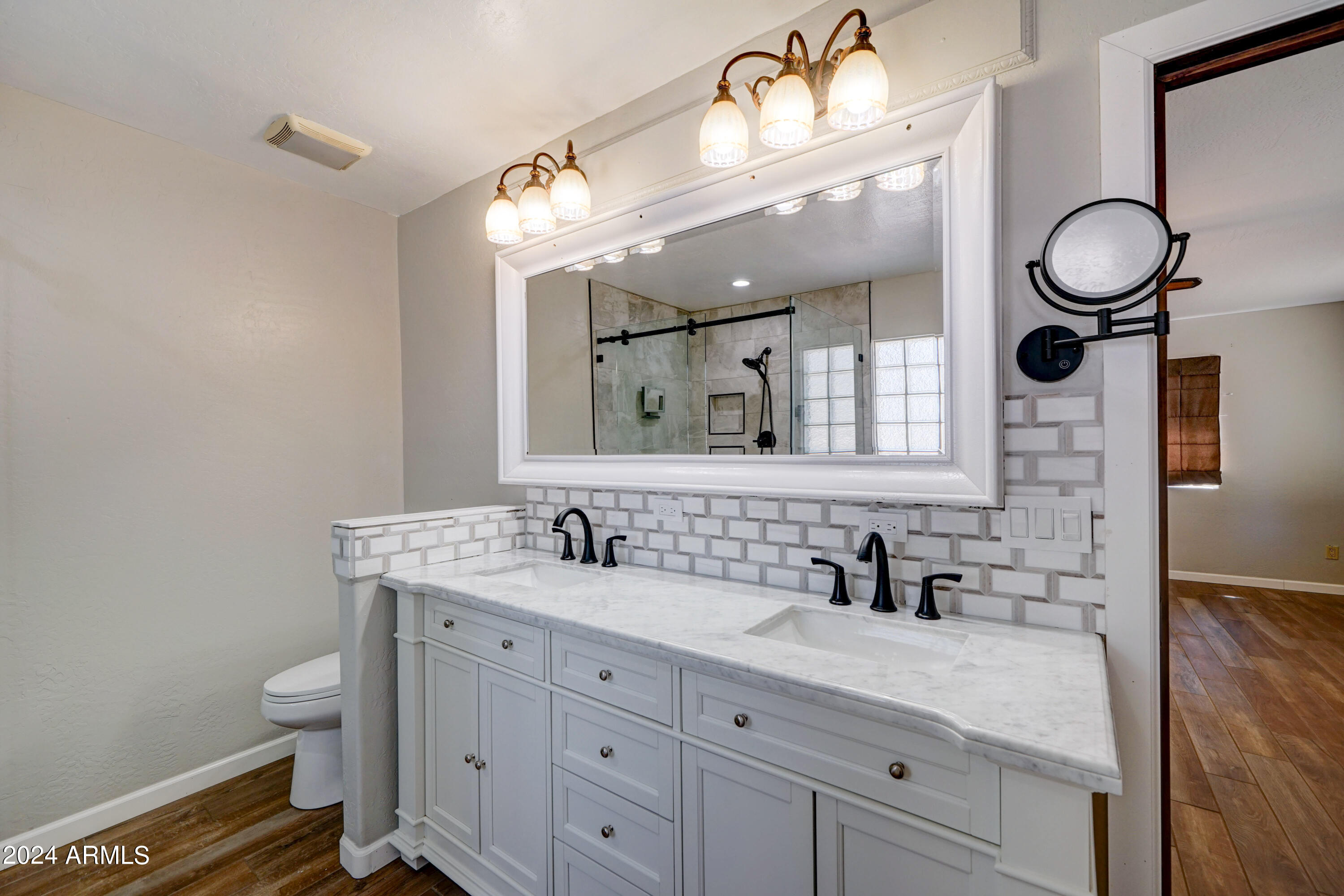 18734 E VIA DE PALMAS