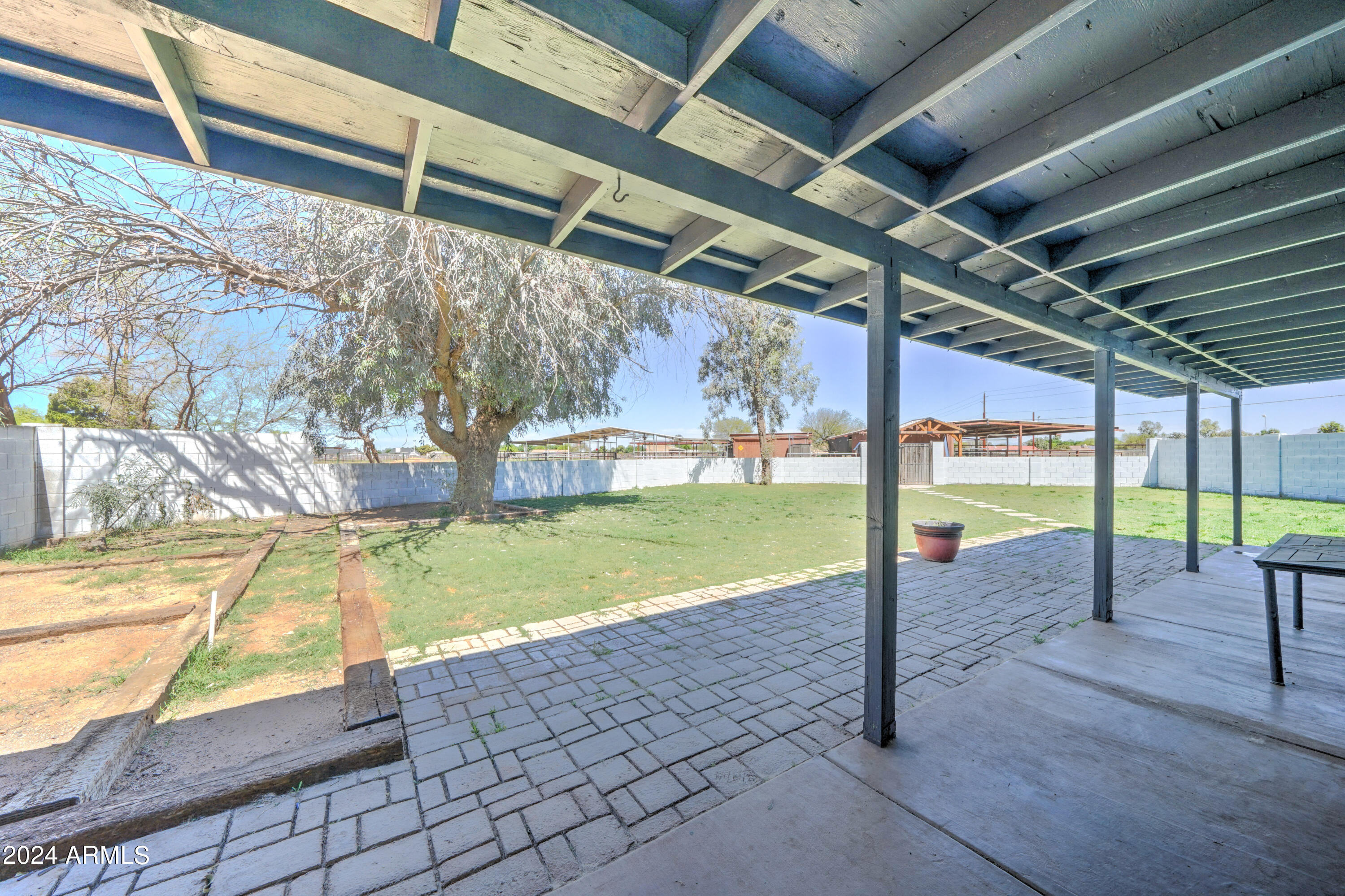 18734 E VIA DE PALMAS