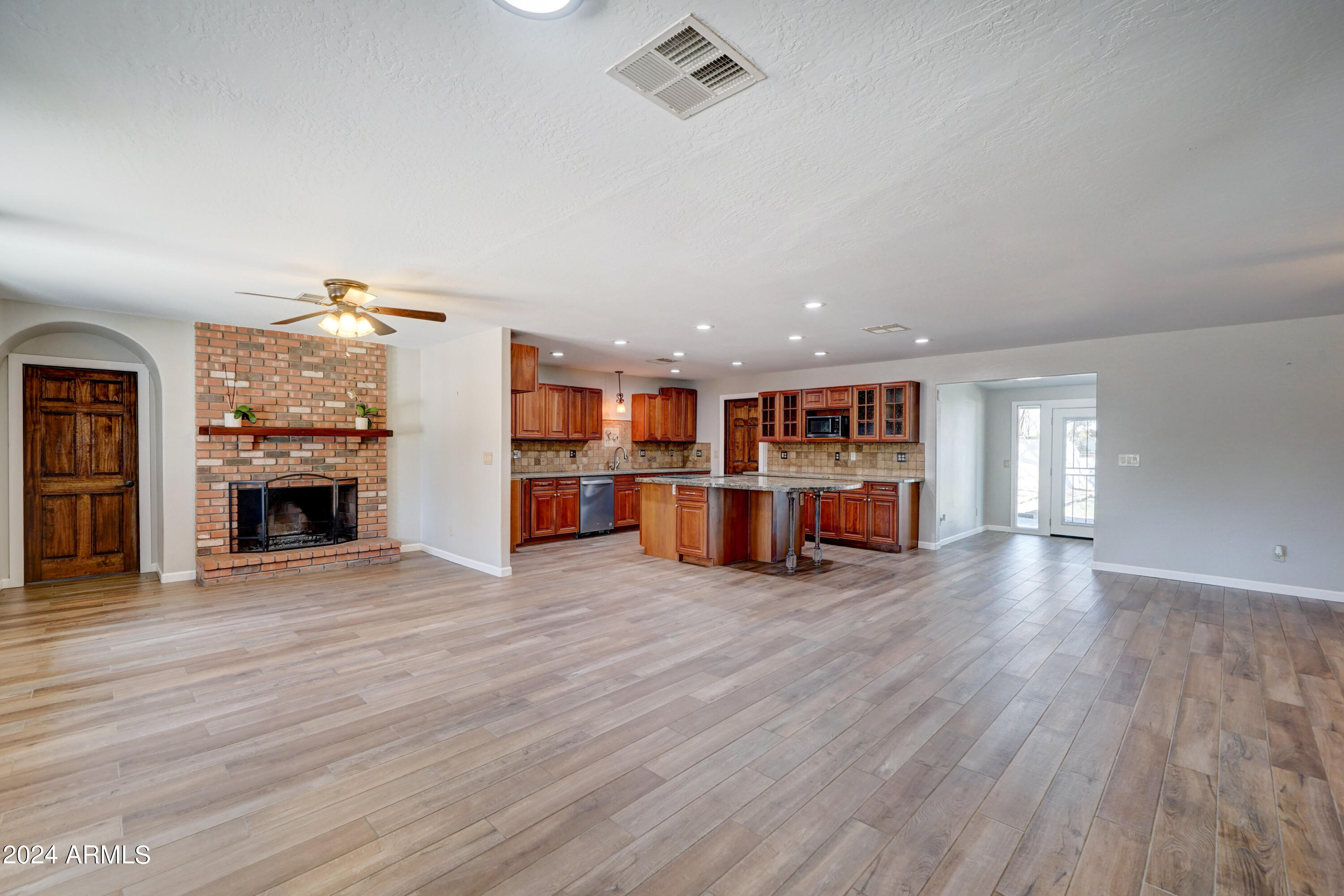 18734 E VIA DE PALMAS