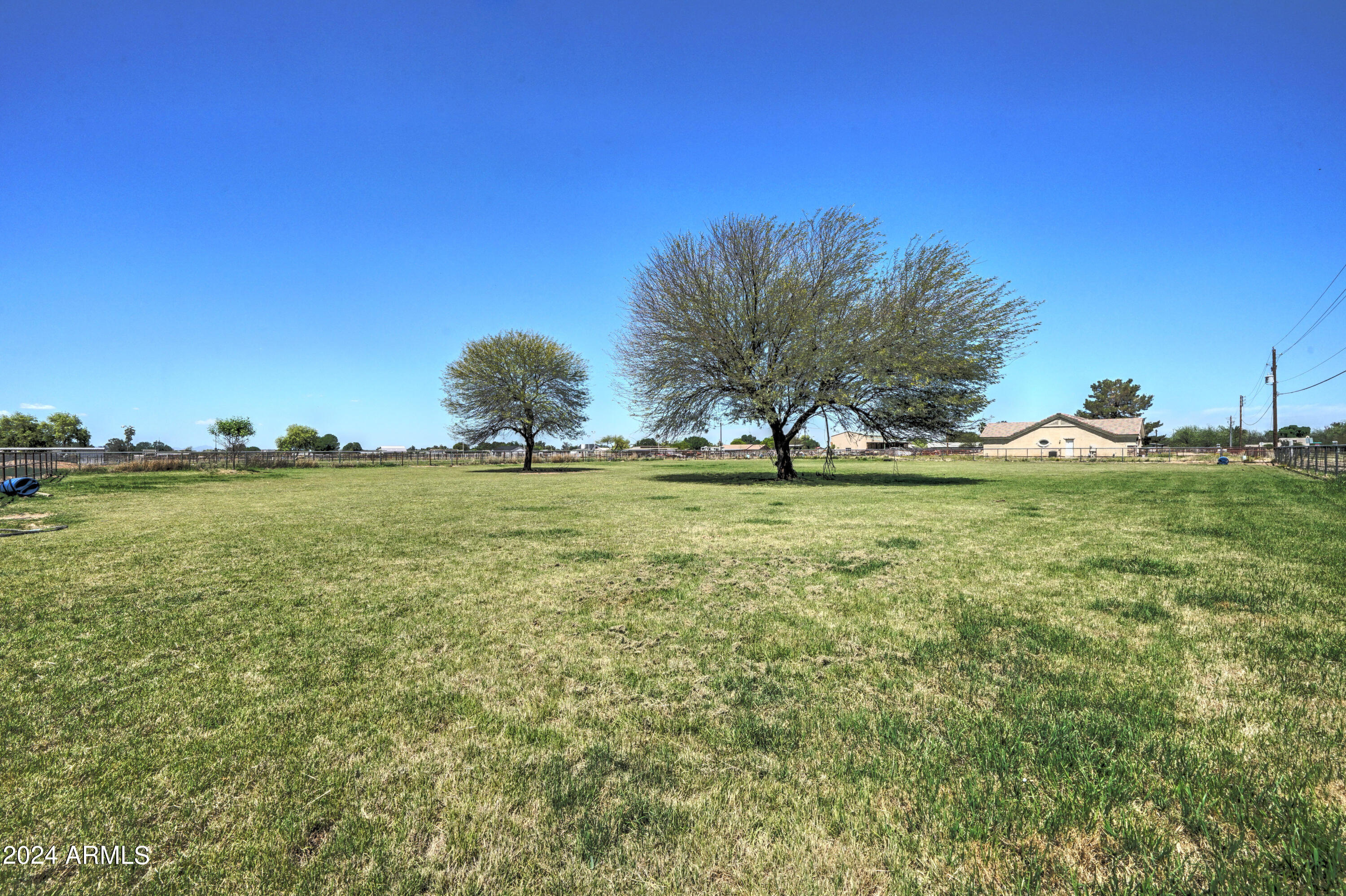 18734 E VIA DE PALMAS