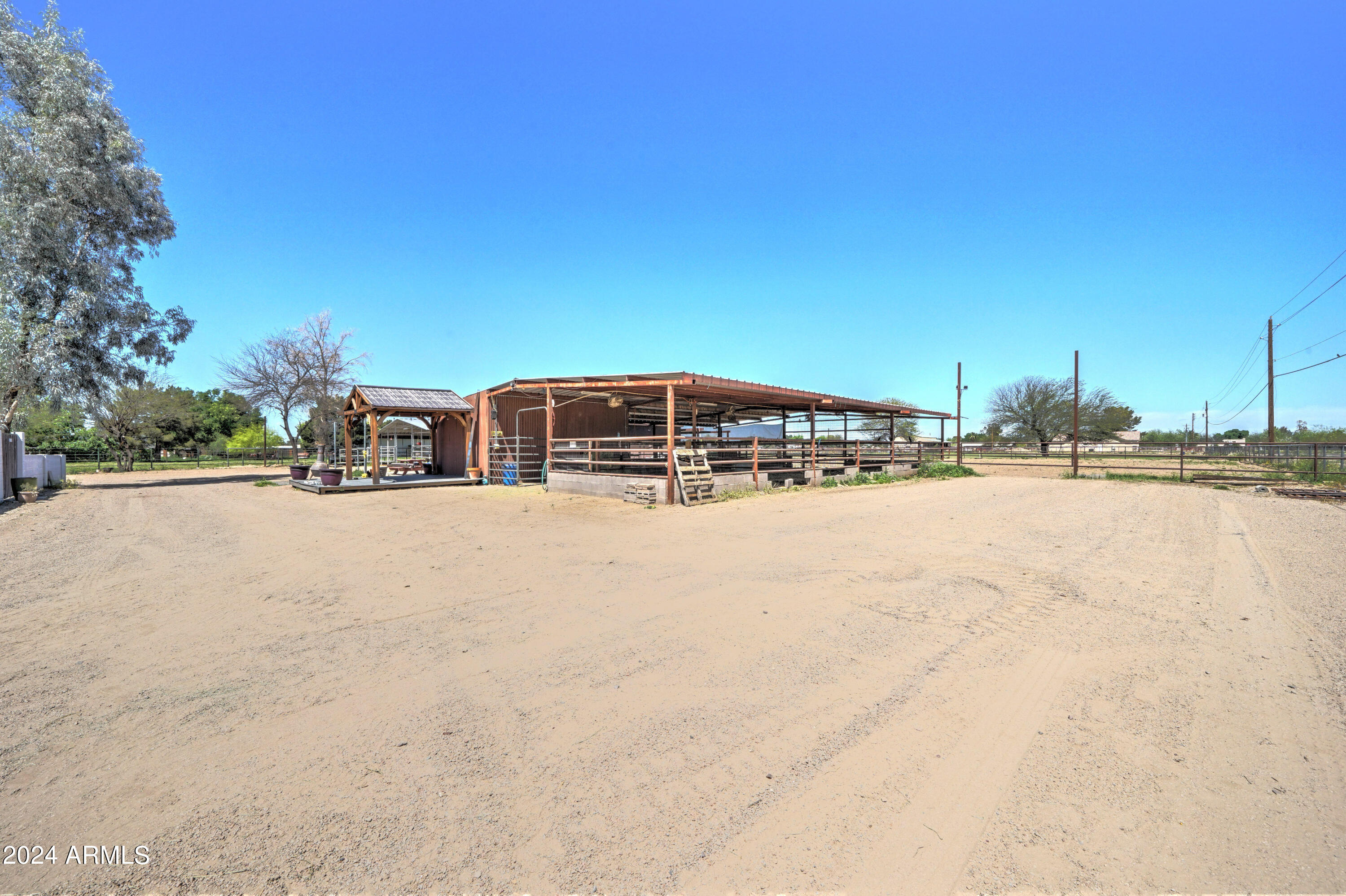 18734 E VIA DE PALMAS