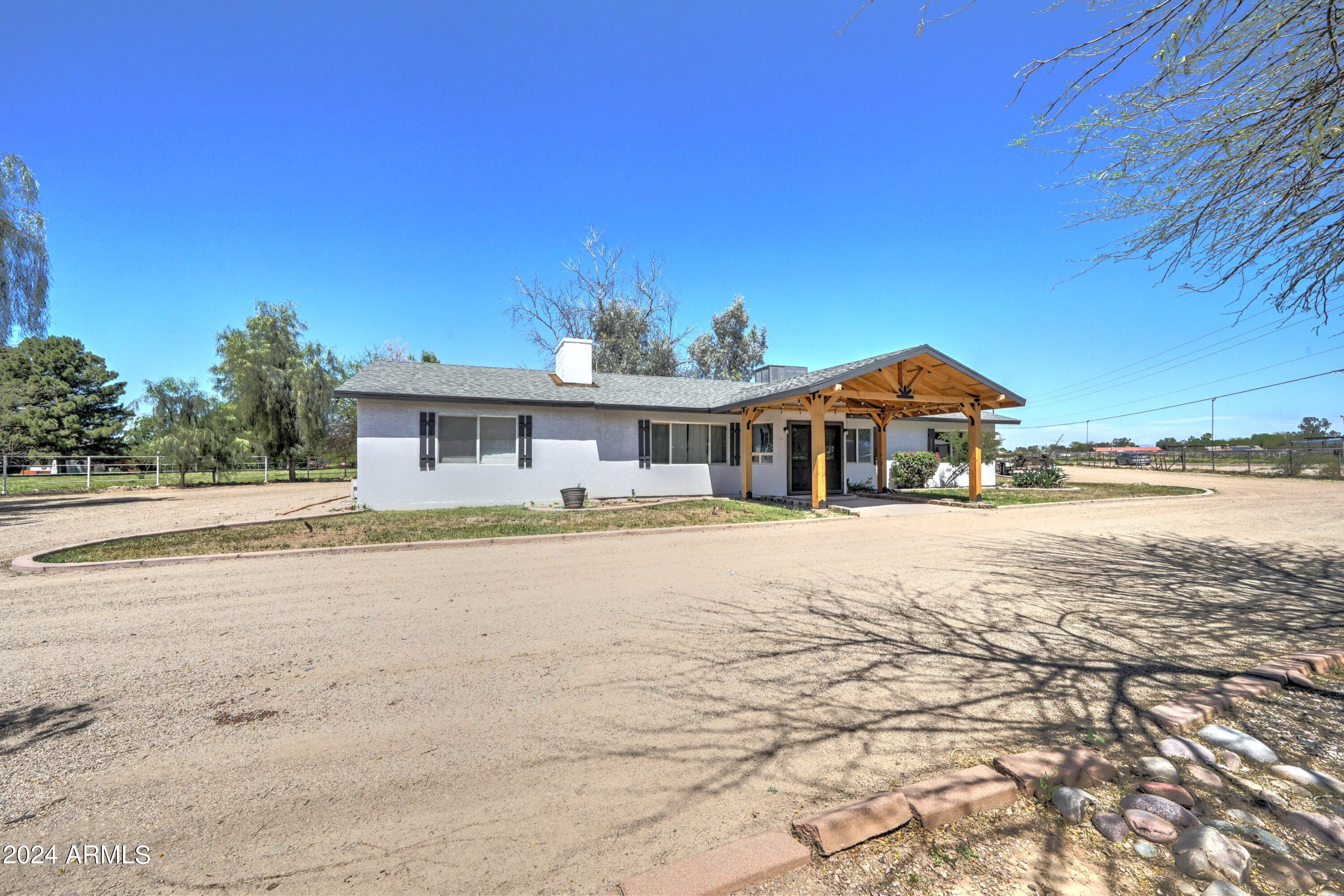 18734 E VIA DE PALMAS