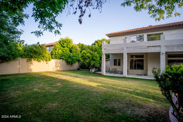 2722 W CARLA VISTA Drive