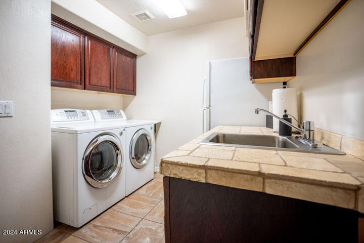 2722 W CARLA VISTA Drive