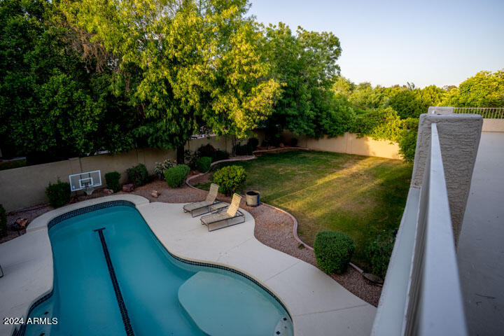 2722 W CARLA VISTA Drive