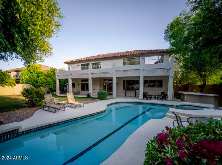 2722 W CARLA VISTA Drive