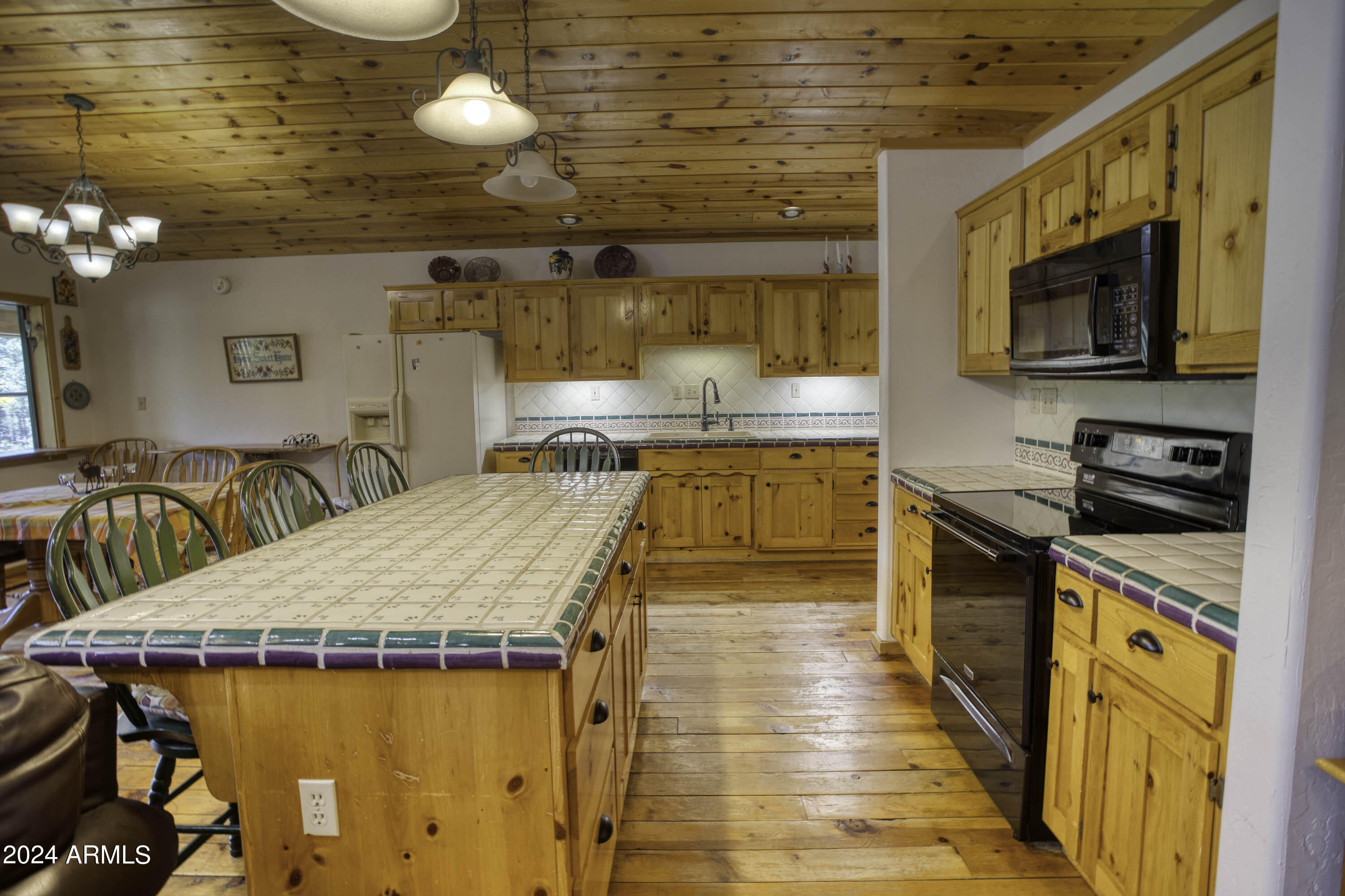 2748 N BLUE GRASS RANCH Drive