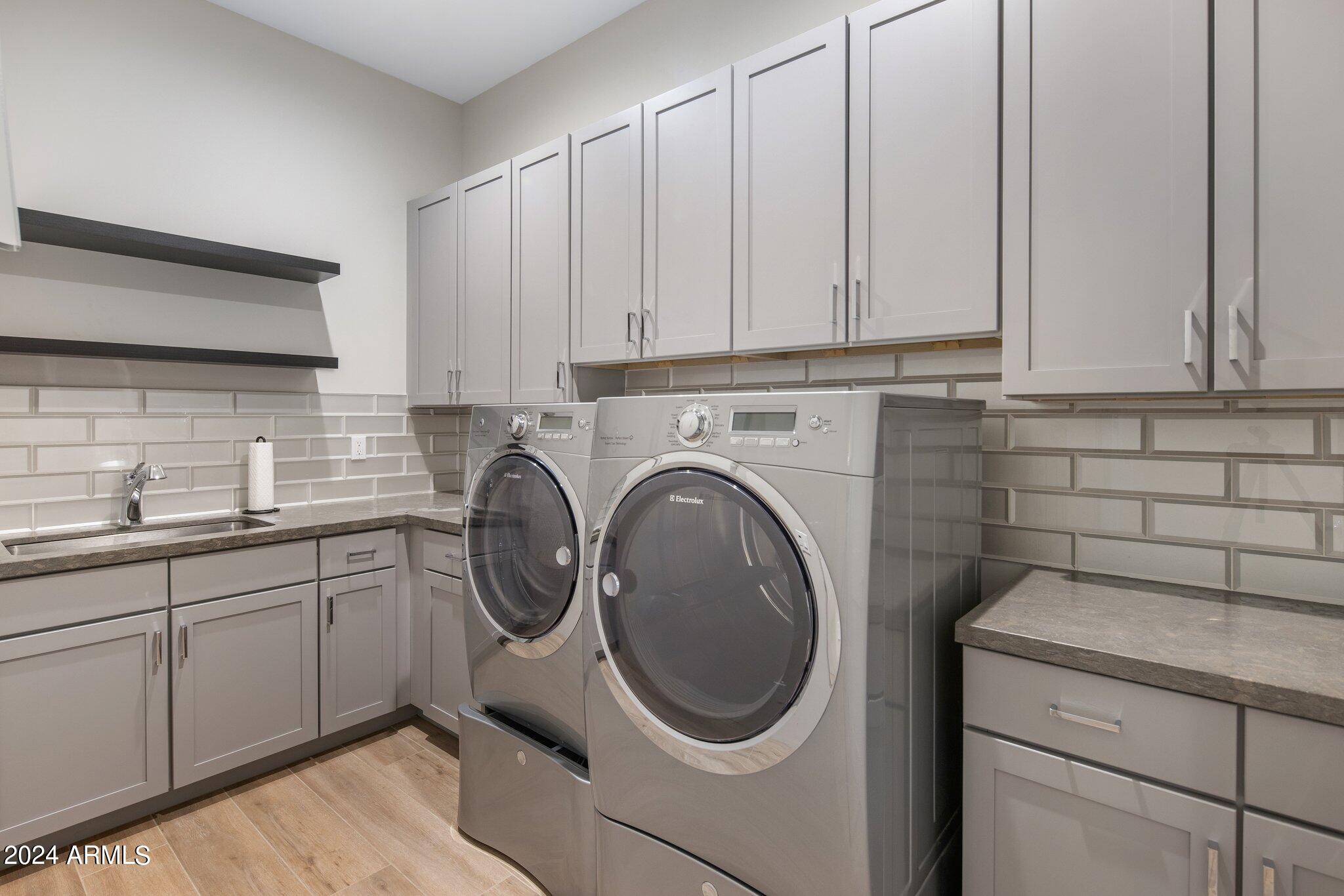 14219 E DOVE VALLEY Road