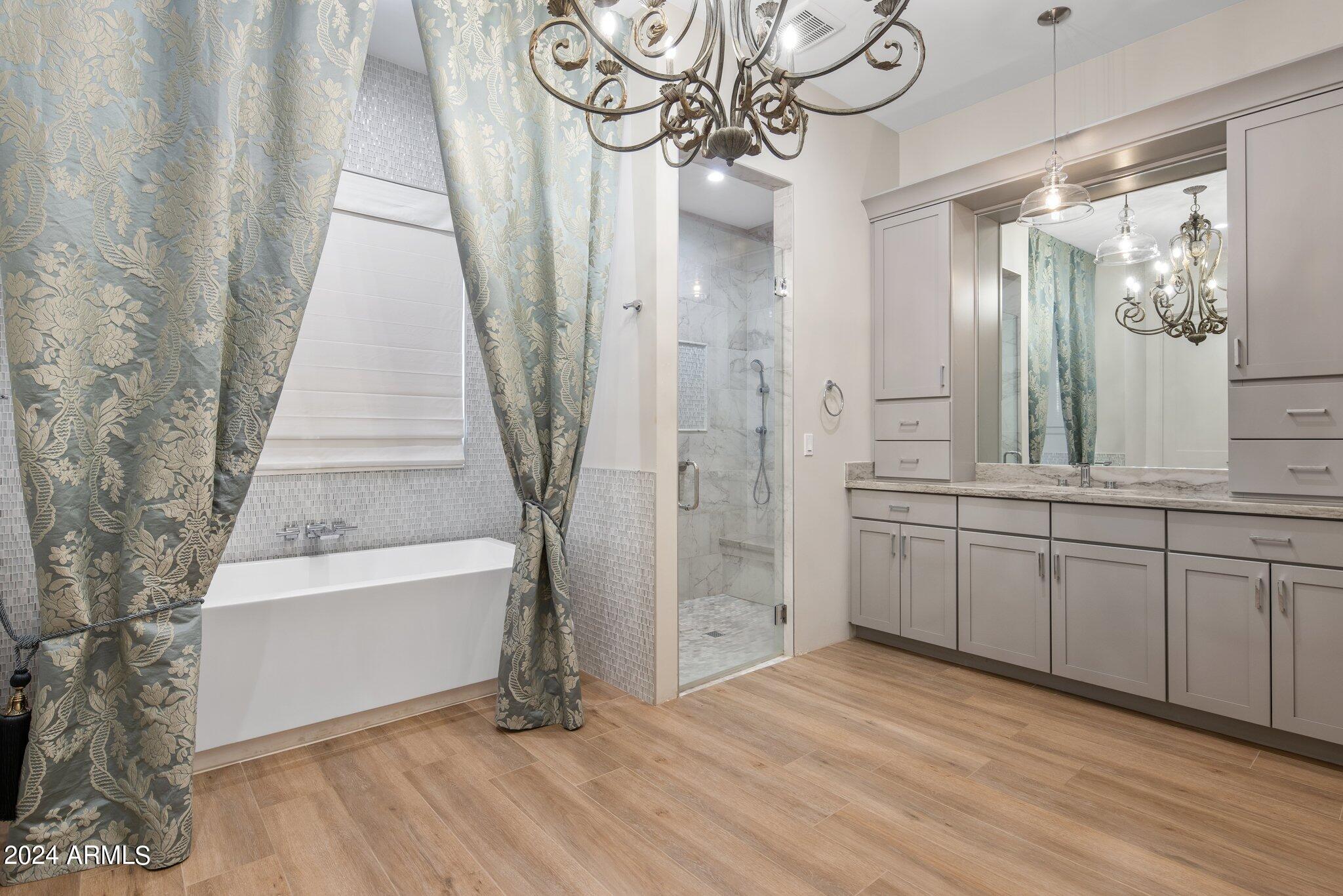 14219 E DOVE VALLEY Road