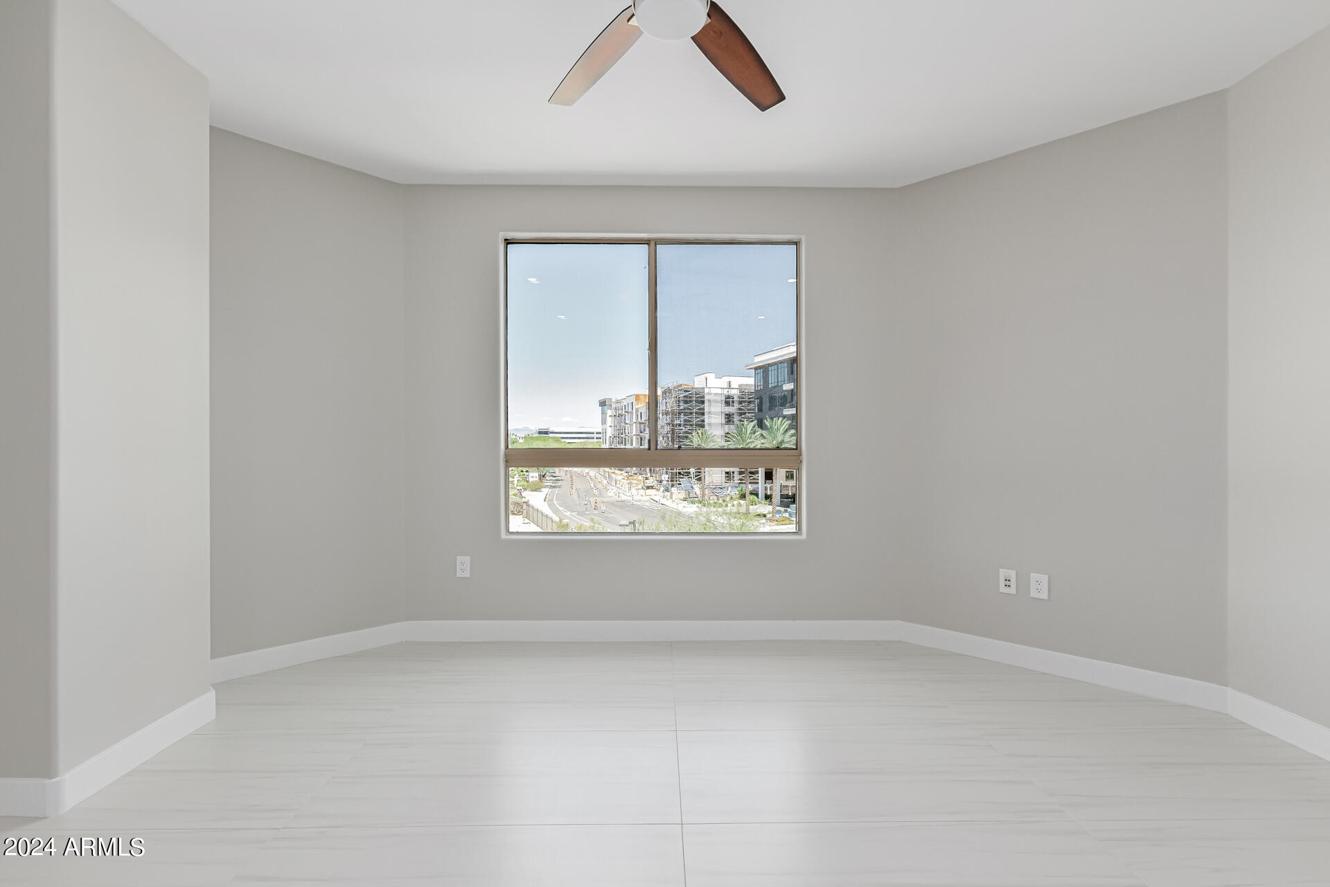 15802 N 71ST Street, 409