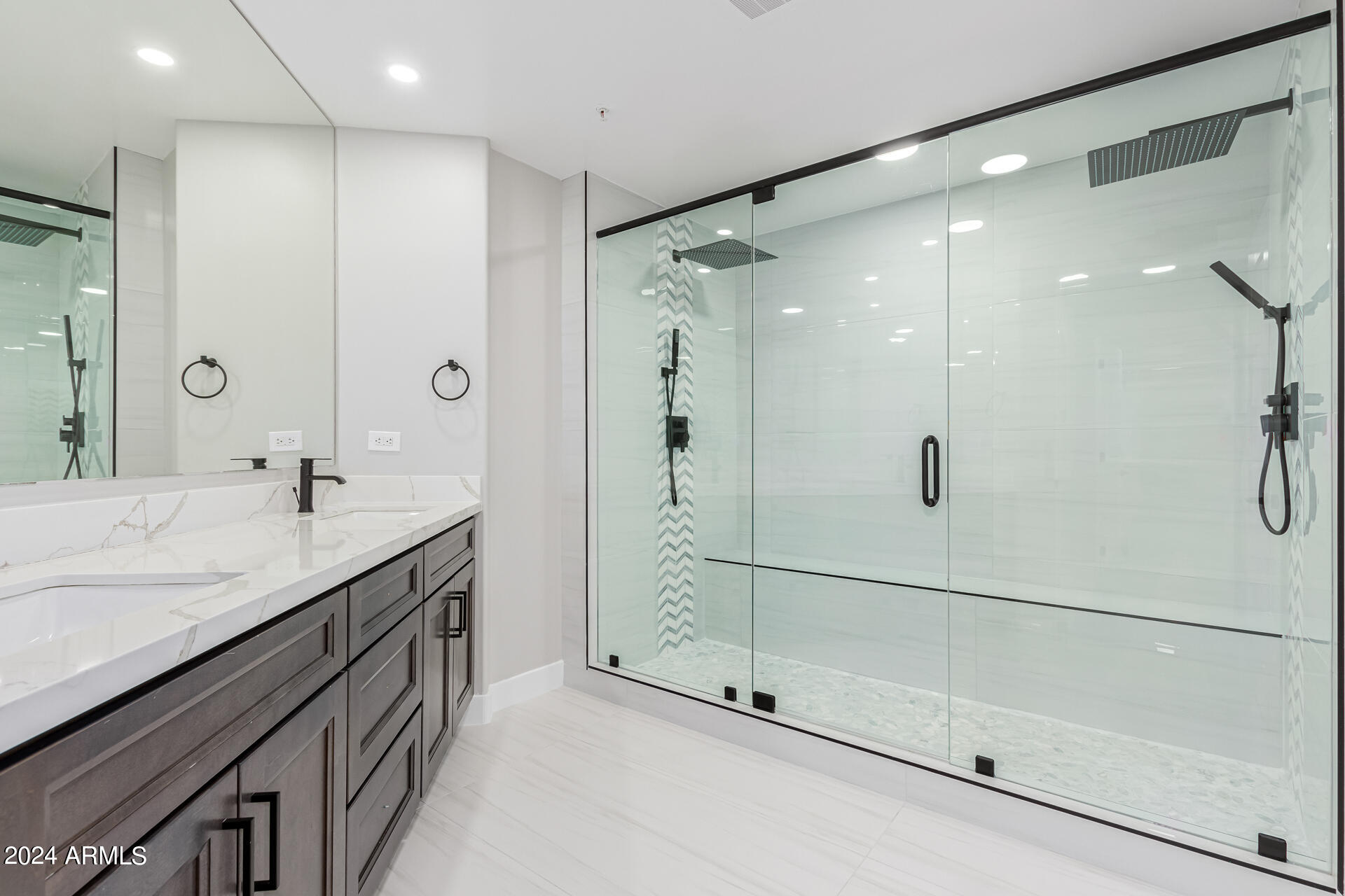 15802 N 71ST Street, 409