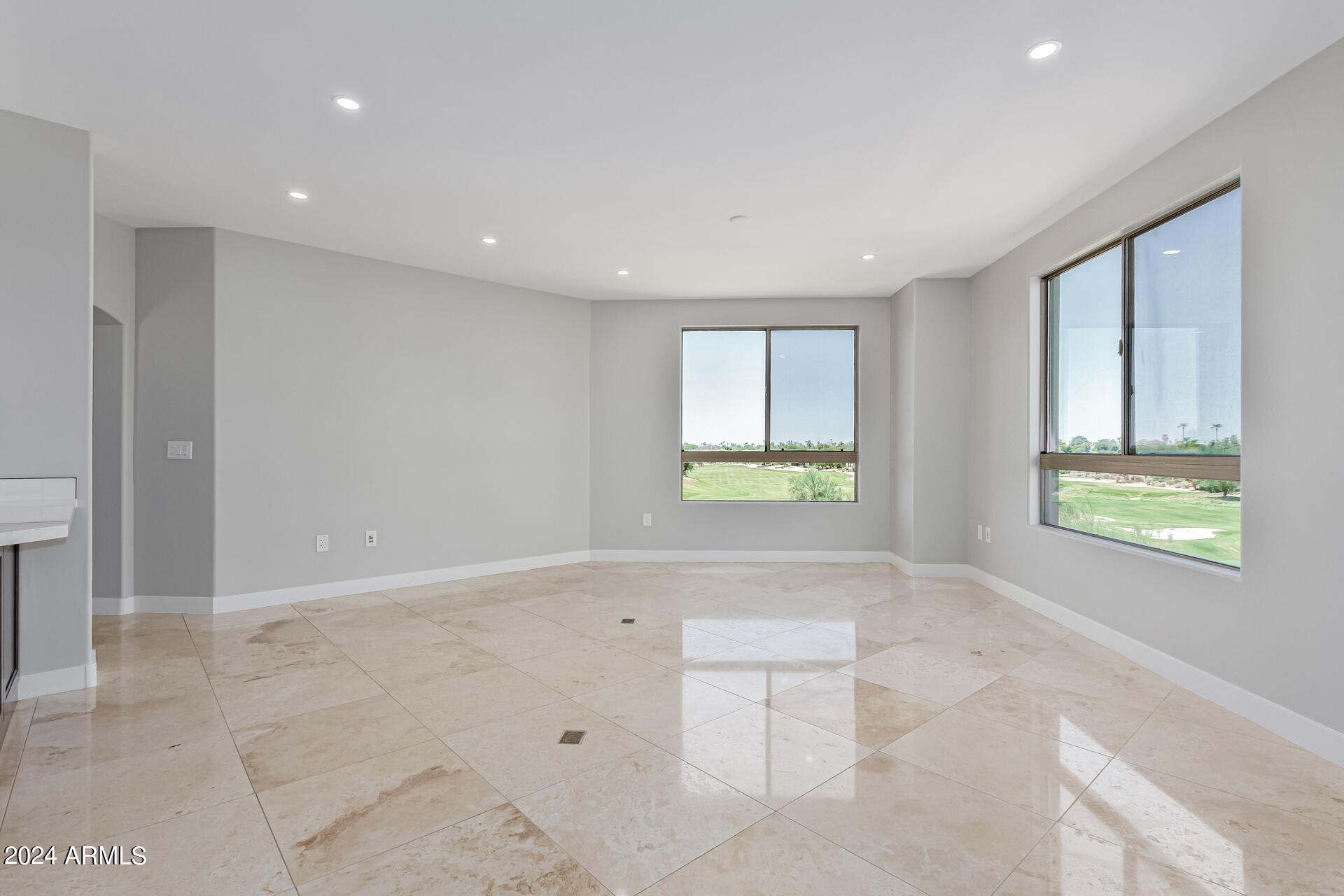 15802 N 71ST Street, 409