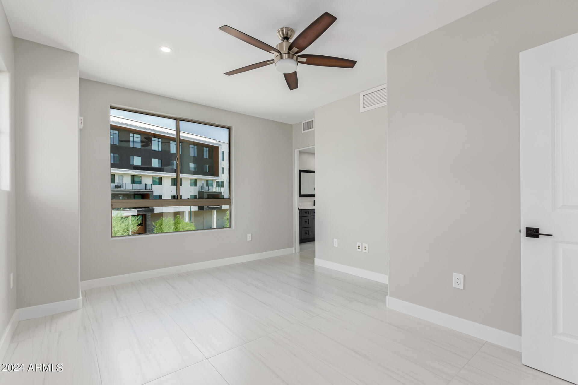 15802 N 71ST Street, 409