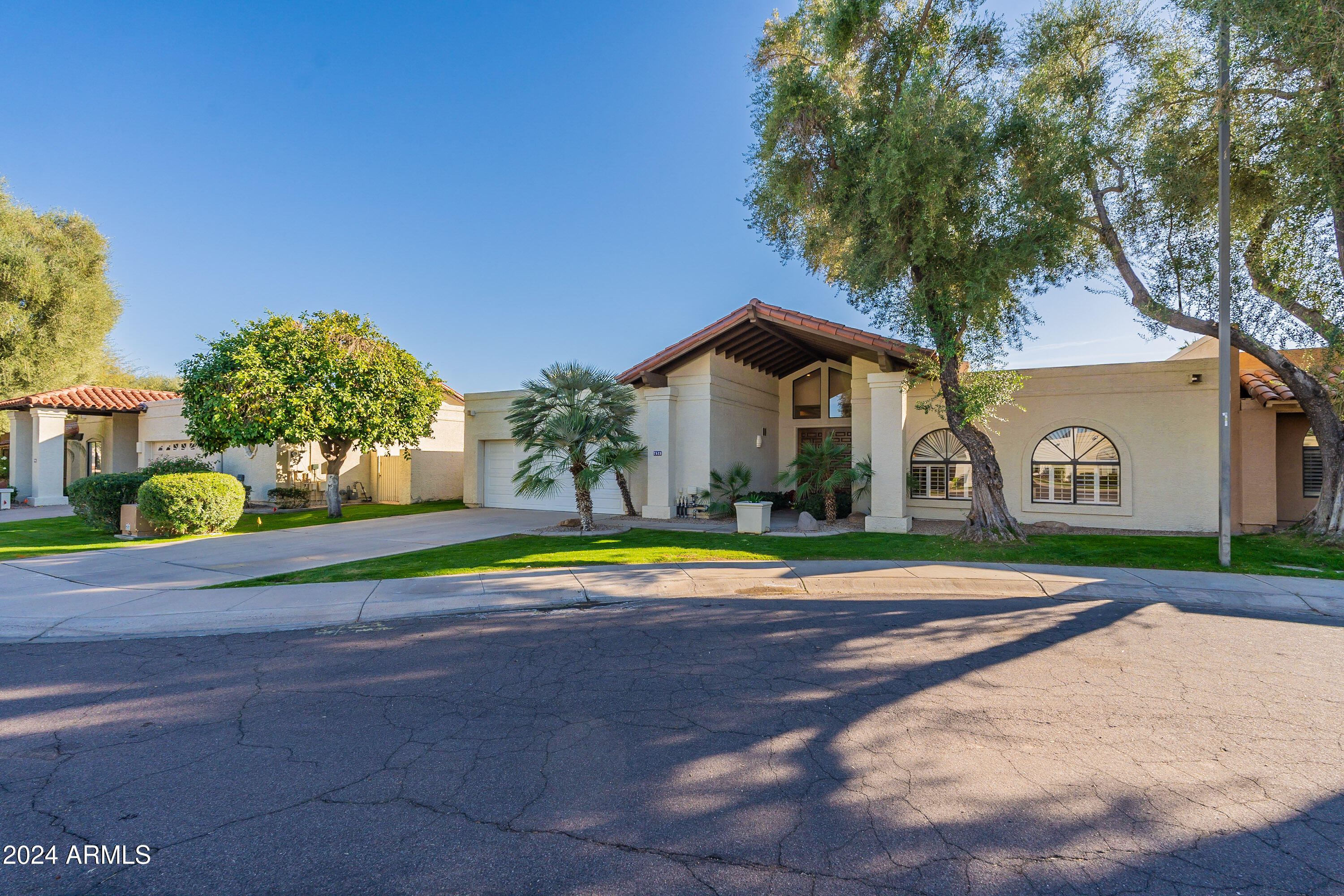 7523 E Clinton Street