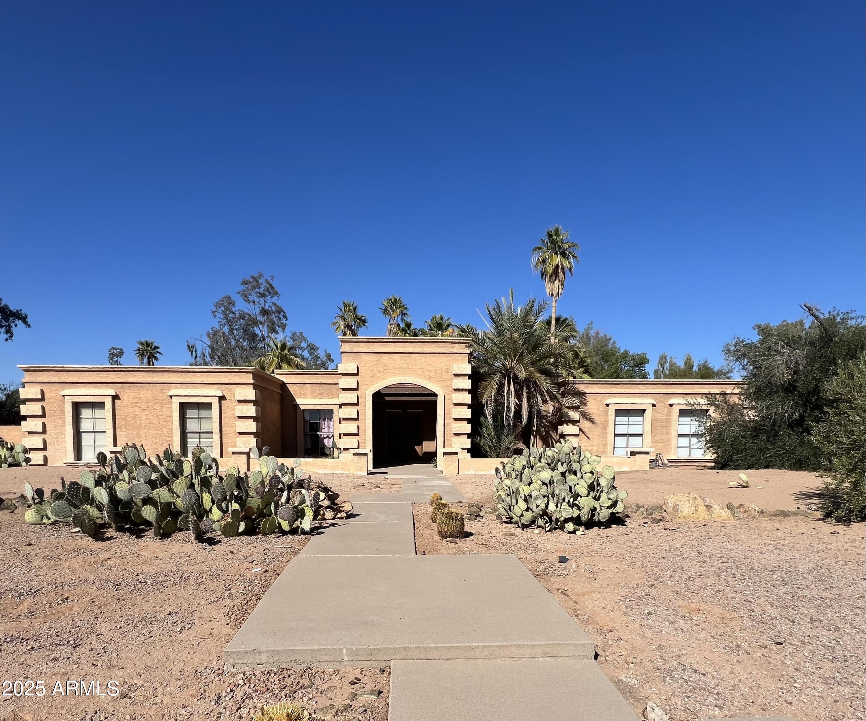 7512 E WETHERSFIELD Road