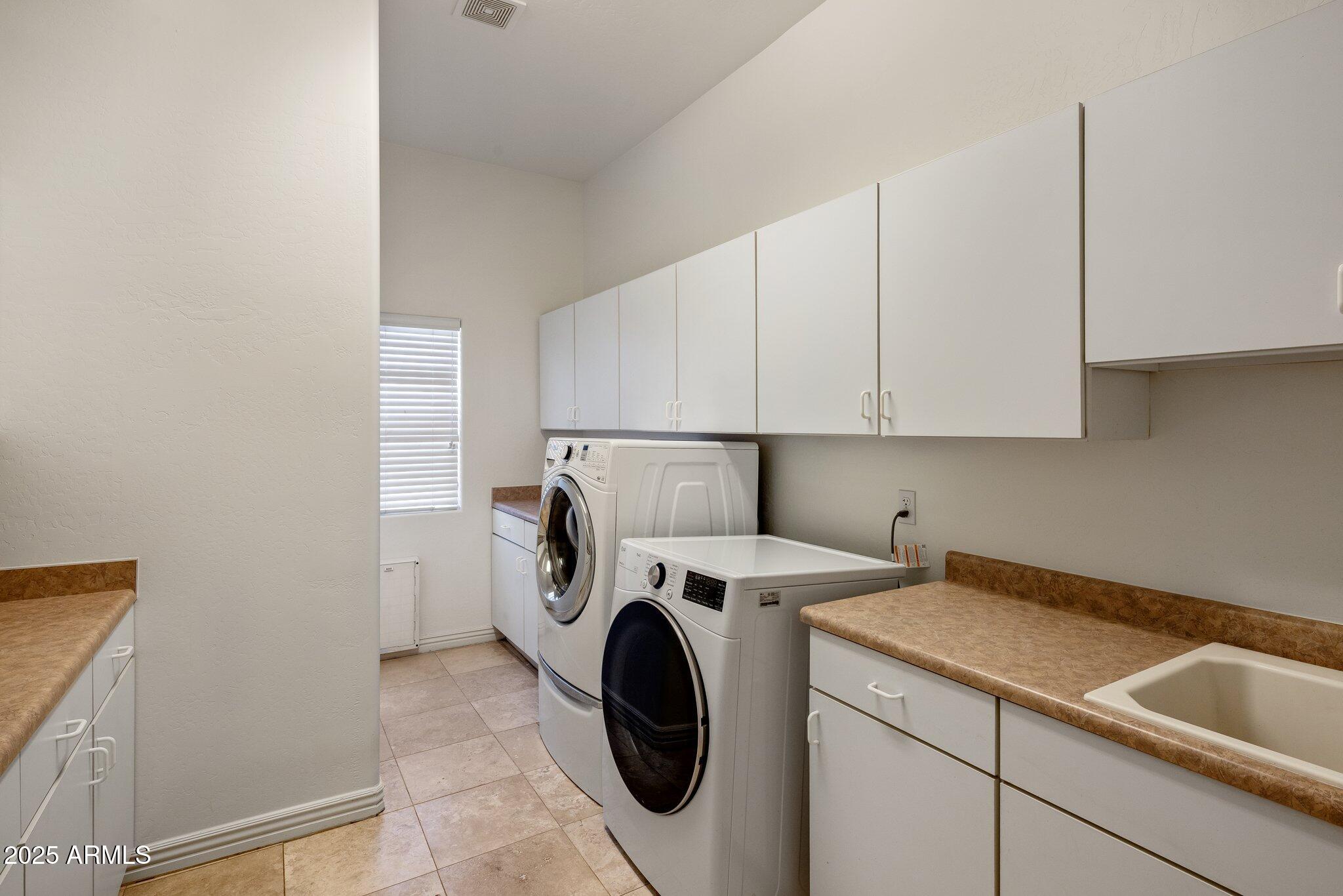 300 N PORTLAND Avenue