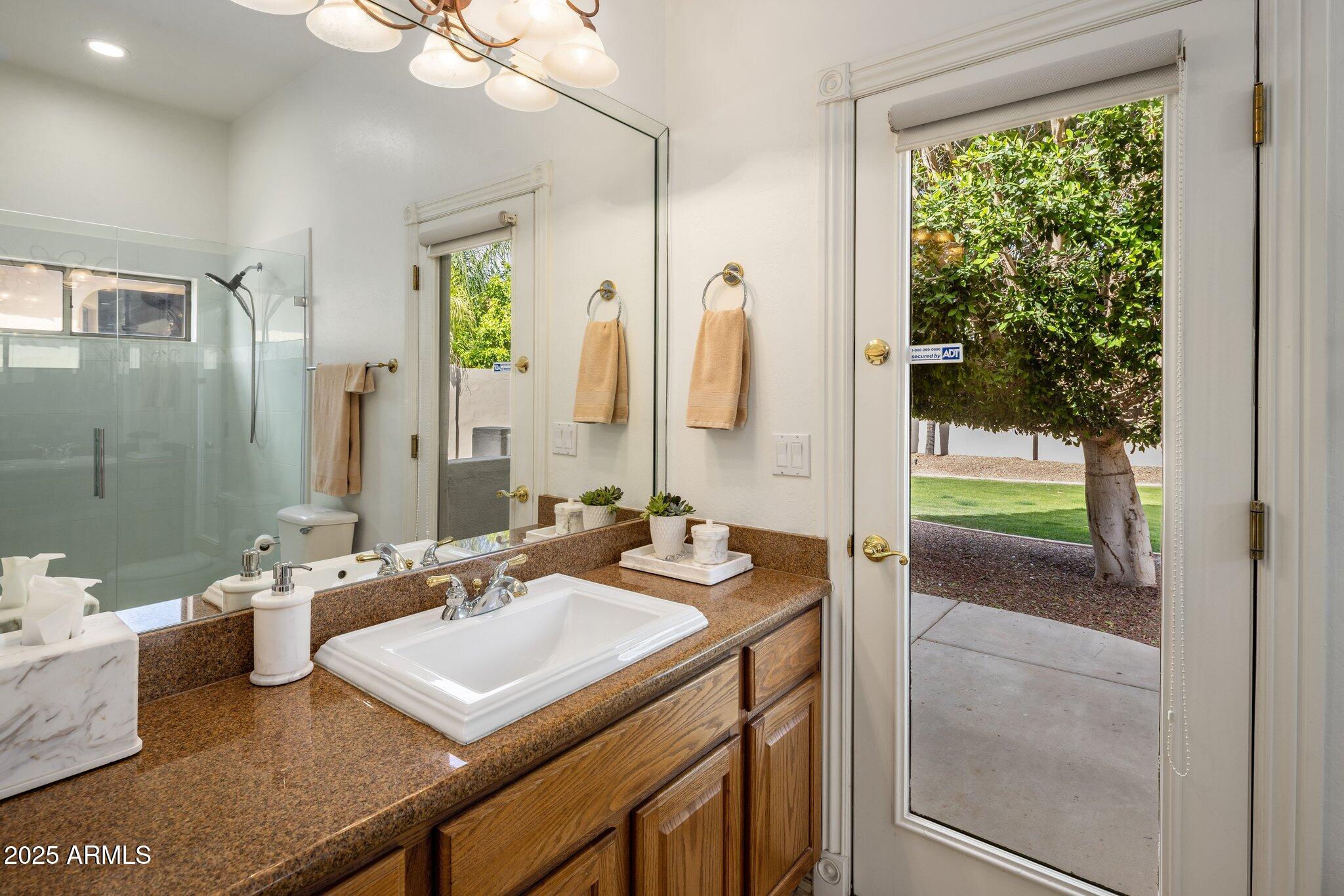 300 N PORTLAND Avenue