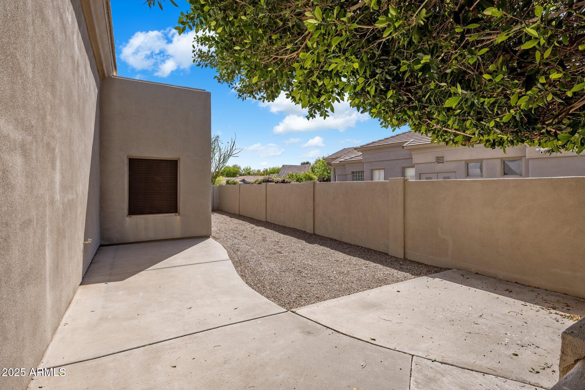 300 N PORTLAND Avenue