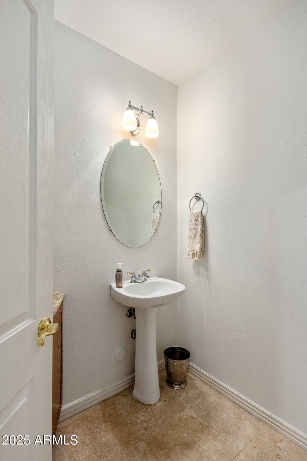 300 N PORTLAND Avenue