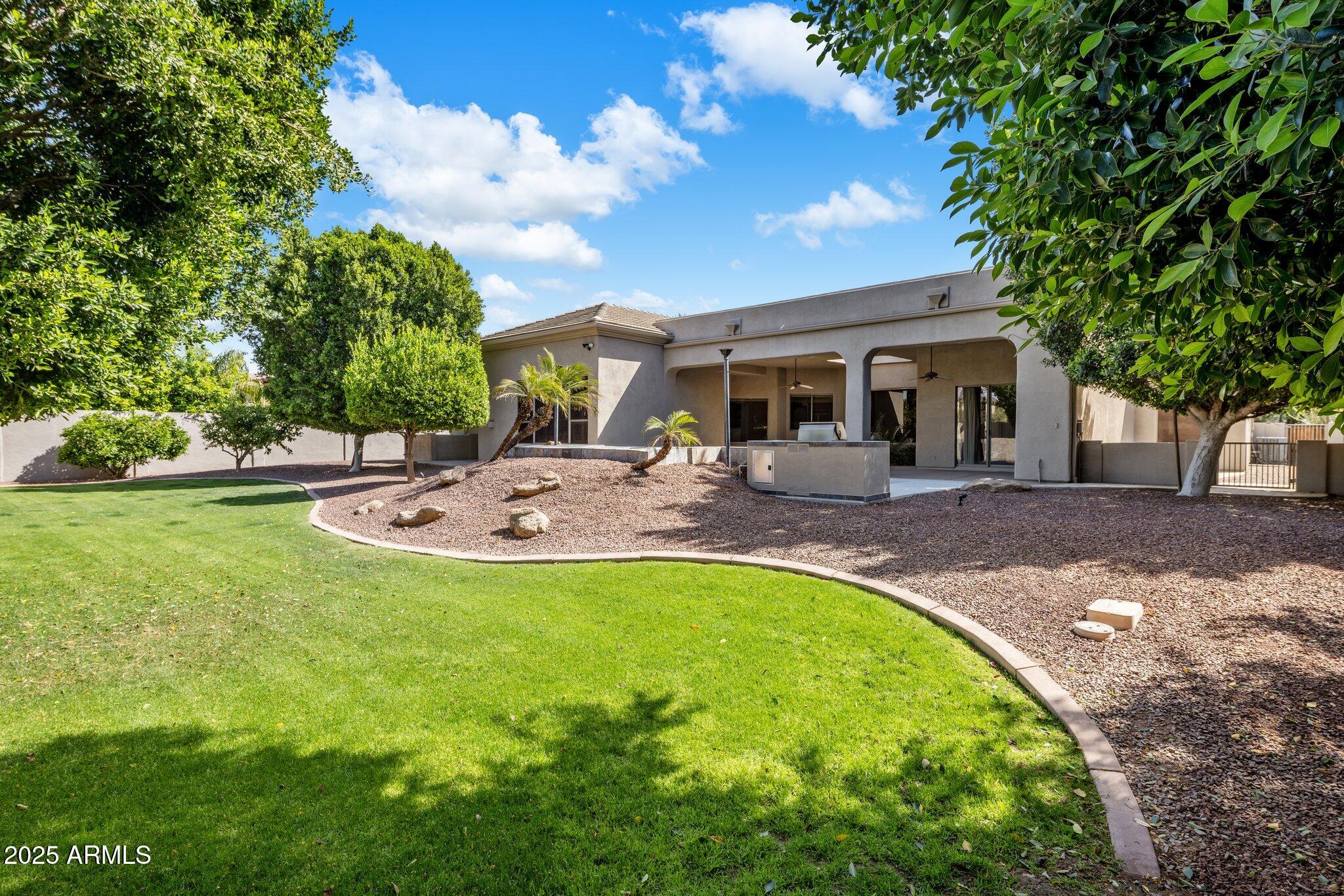 300 N PORTLAND Avenue