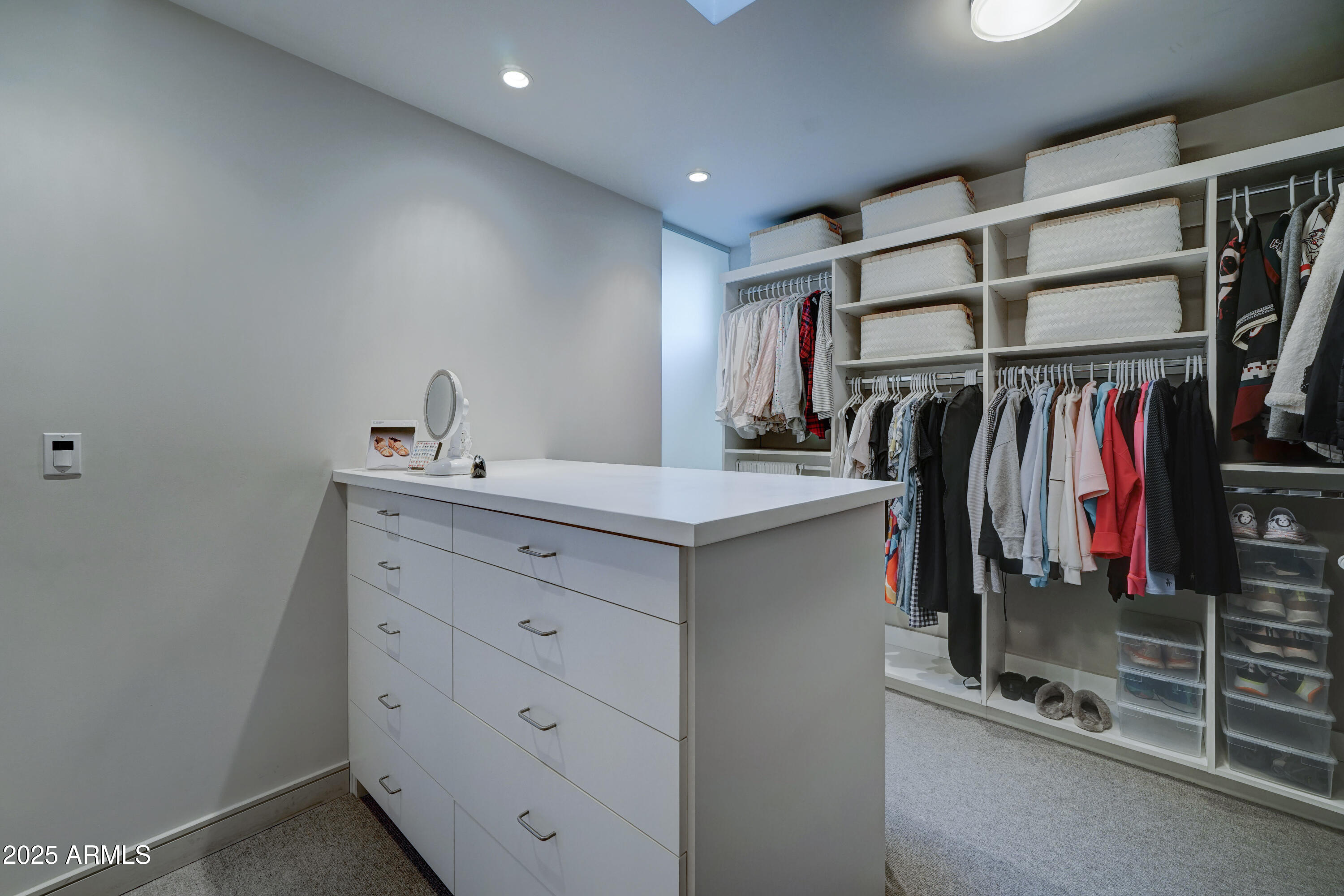 5432 E PARADISE Drive