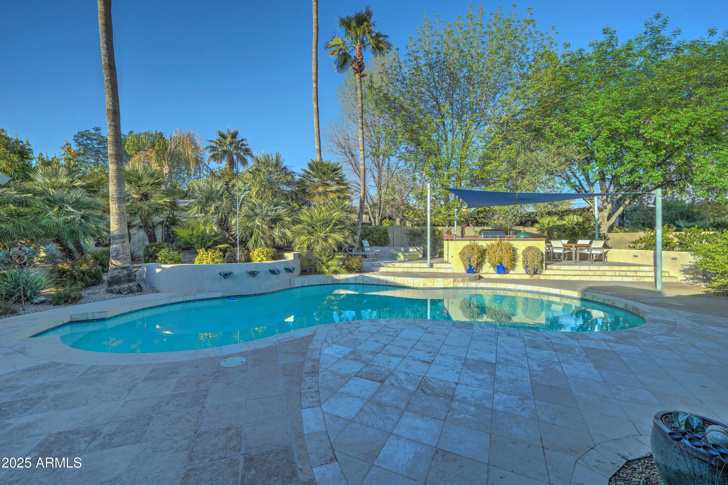 5432 E PARADISE Drive