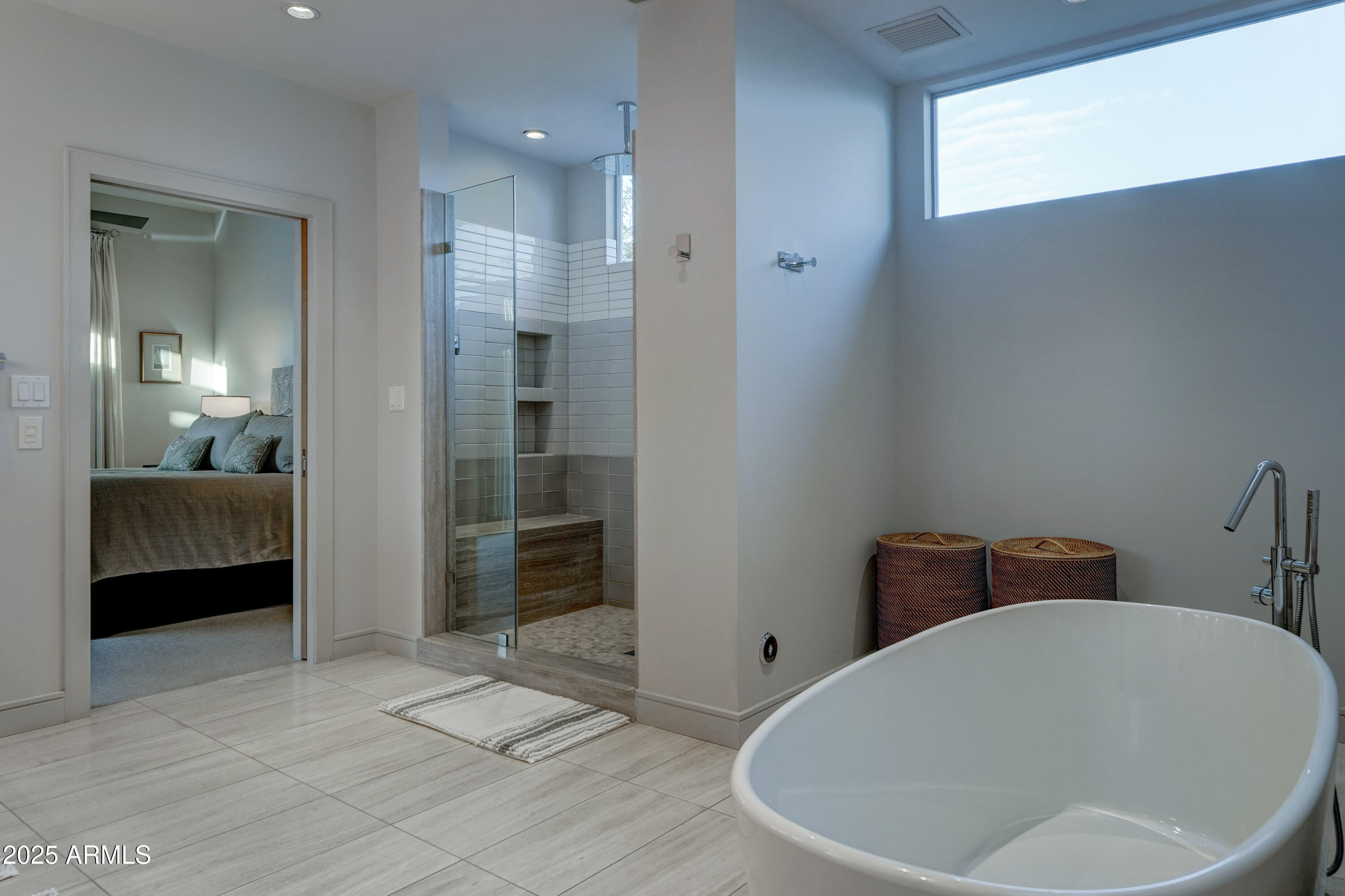 5432 E PARADISE Drive