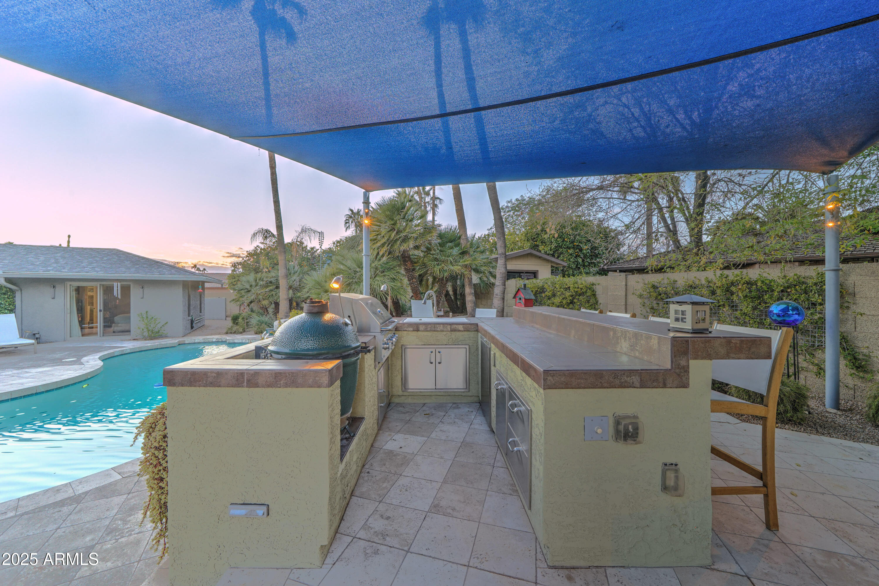 5432 E PARADISE Drive