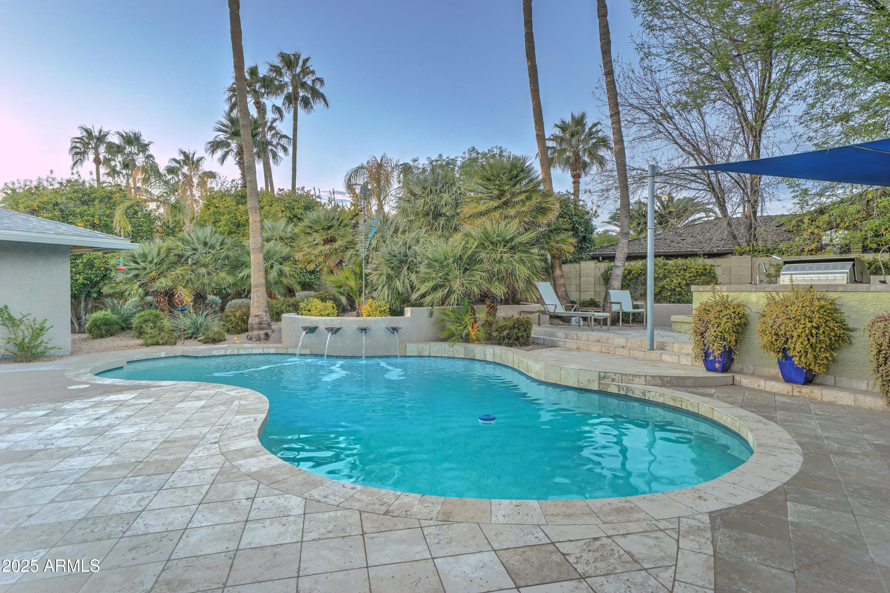 5432 E PARADISE Drive