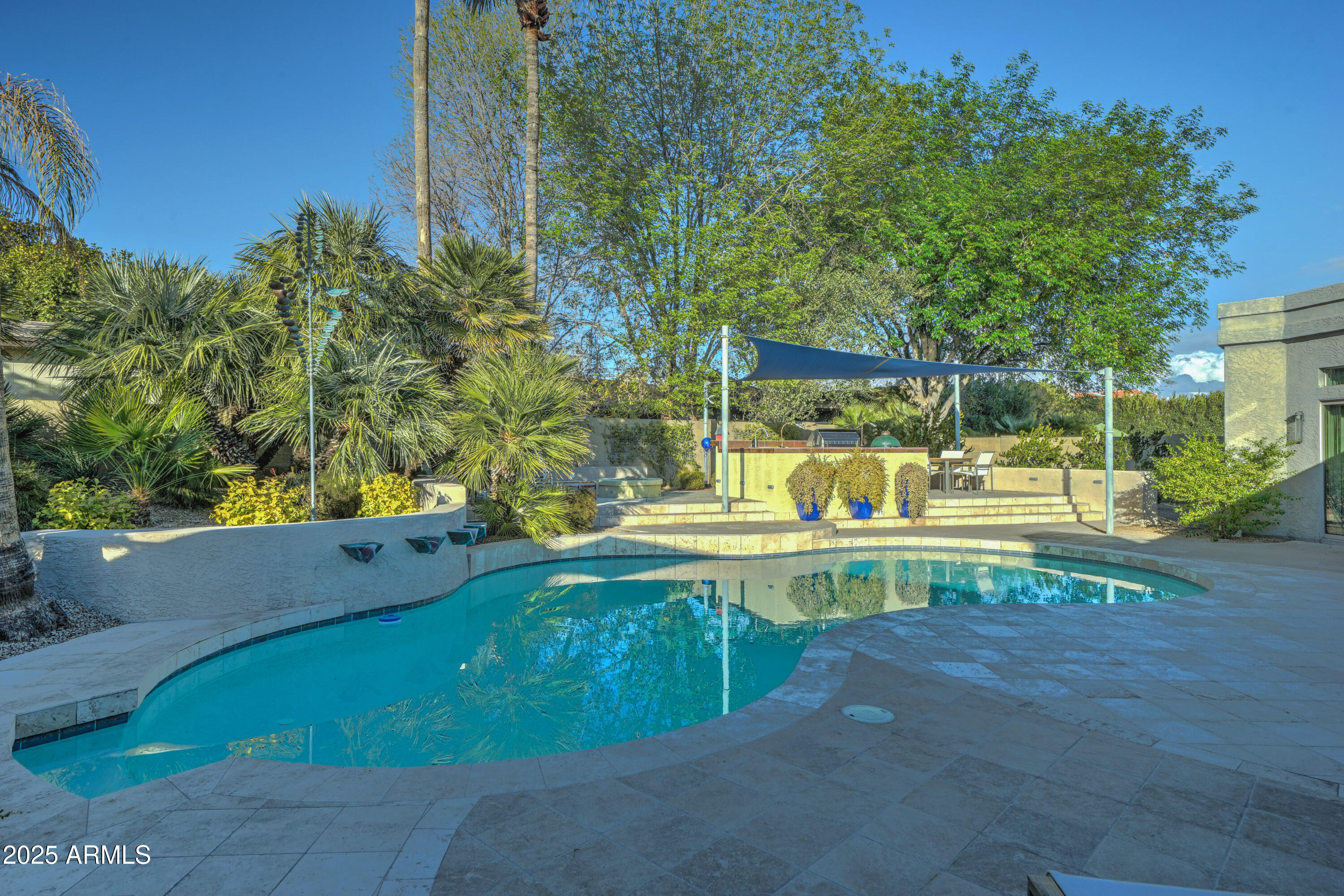 5432 E PARADISE Drive