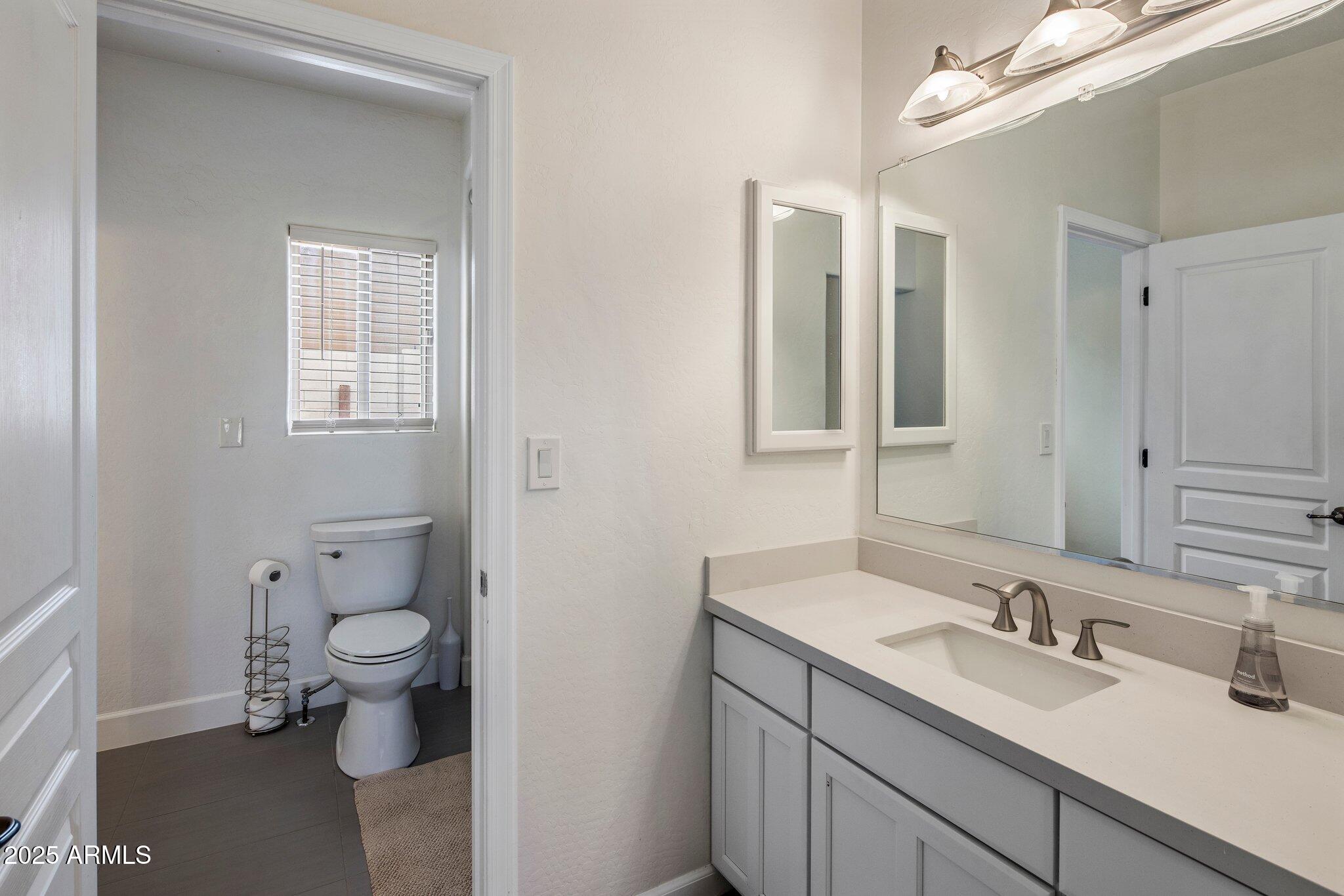 10607 S 159TH Street