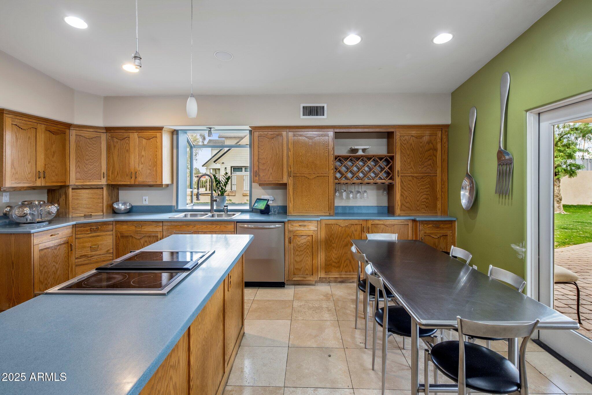 10607 S 159TH Street