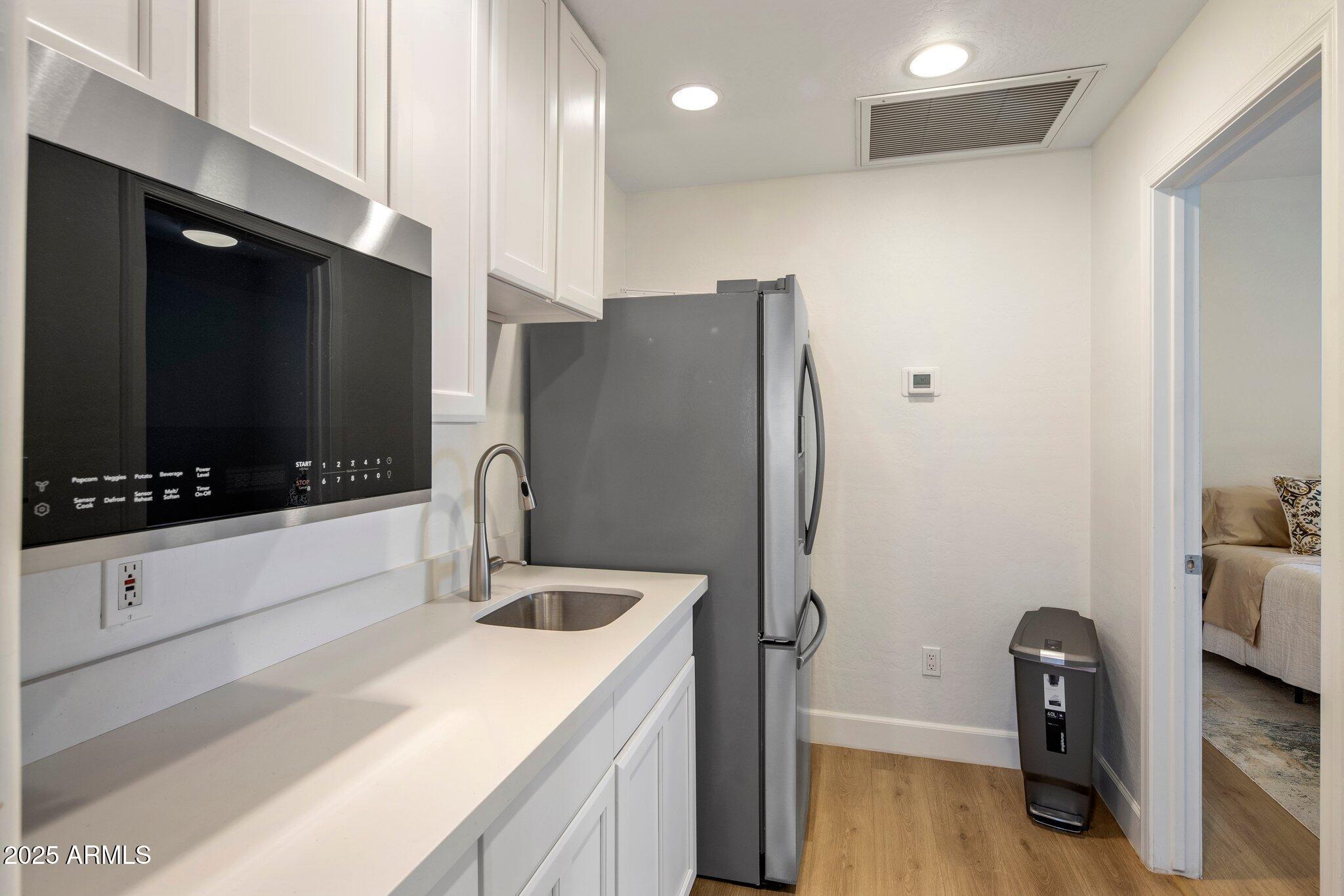 10607 S 159TH Street