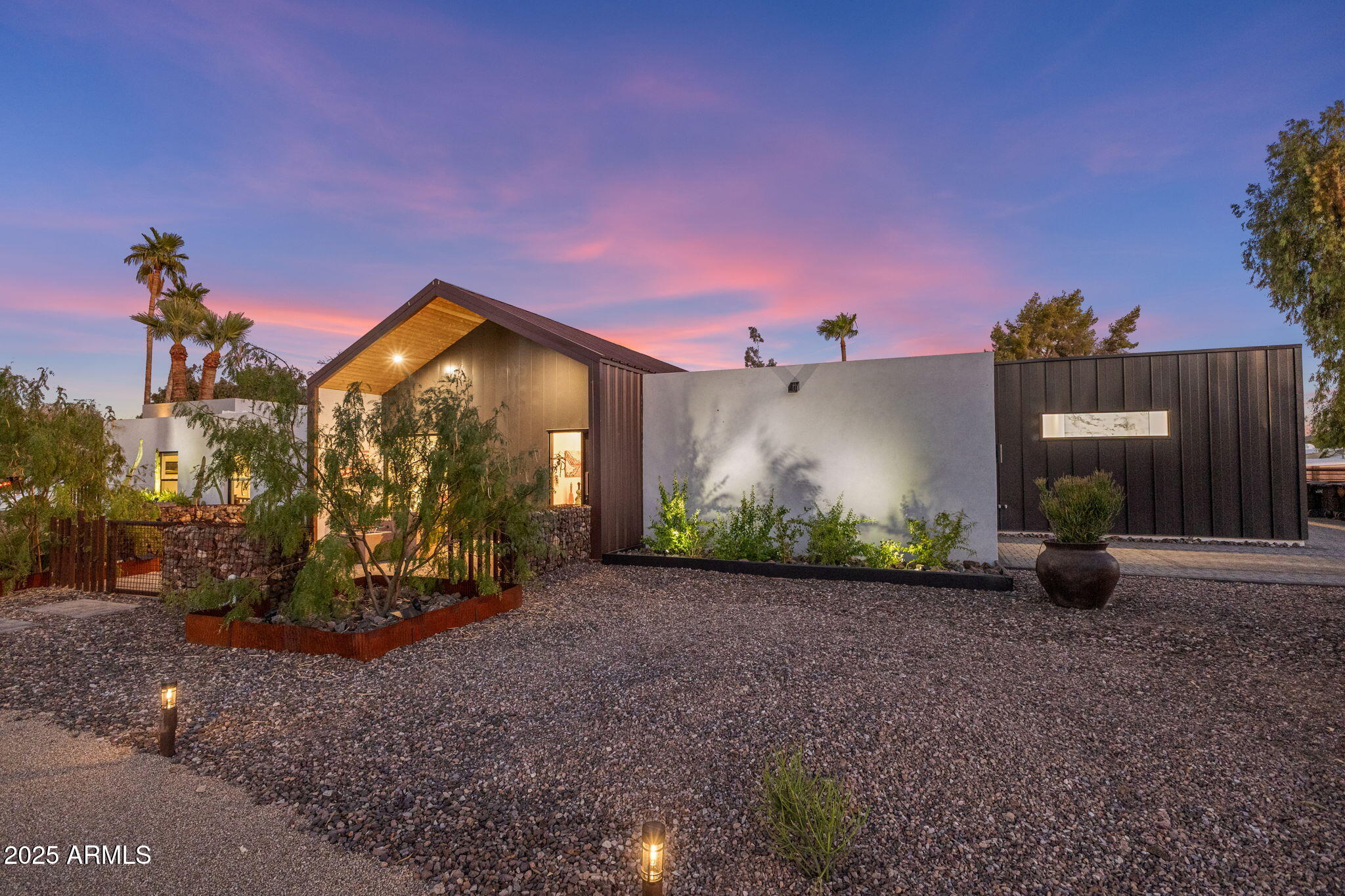 6801 E MESCAL Street