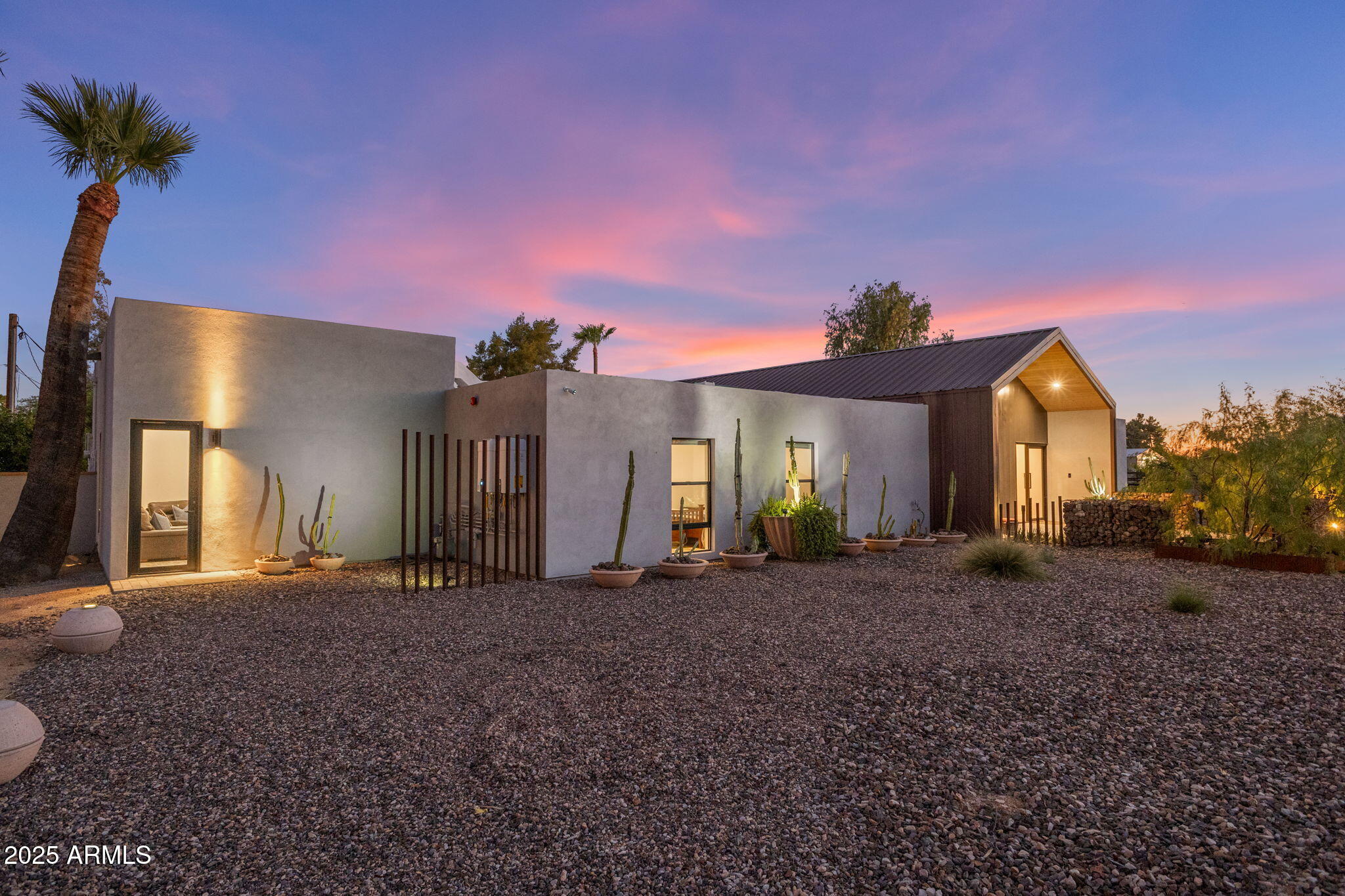 6801 E MESCAL Street