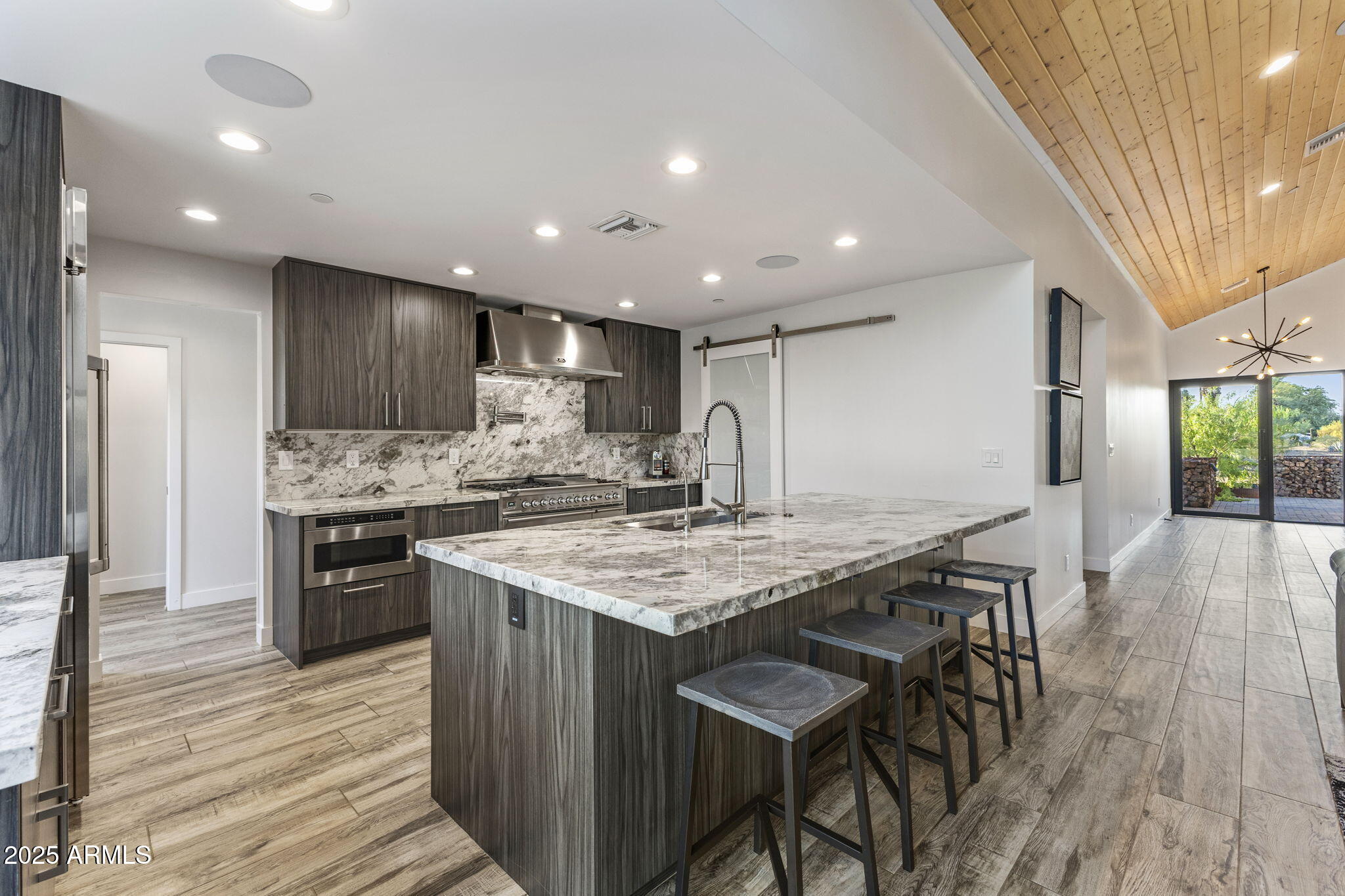 6801 E MESCAL Street