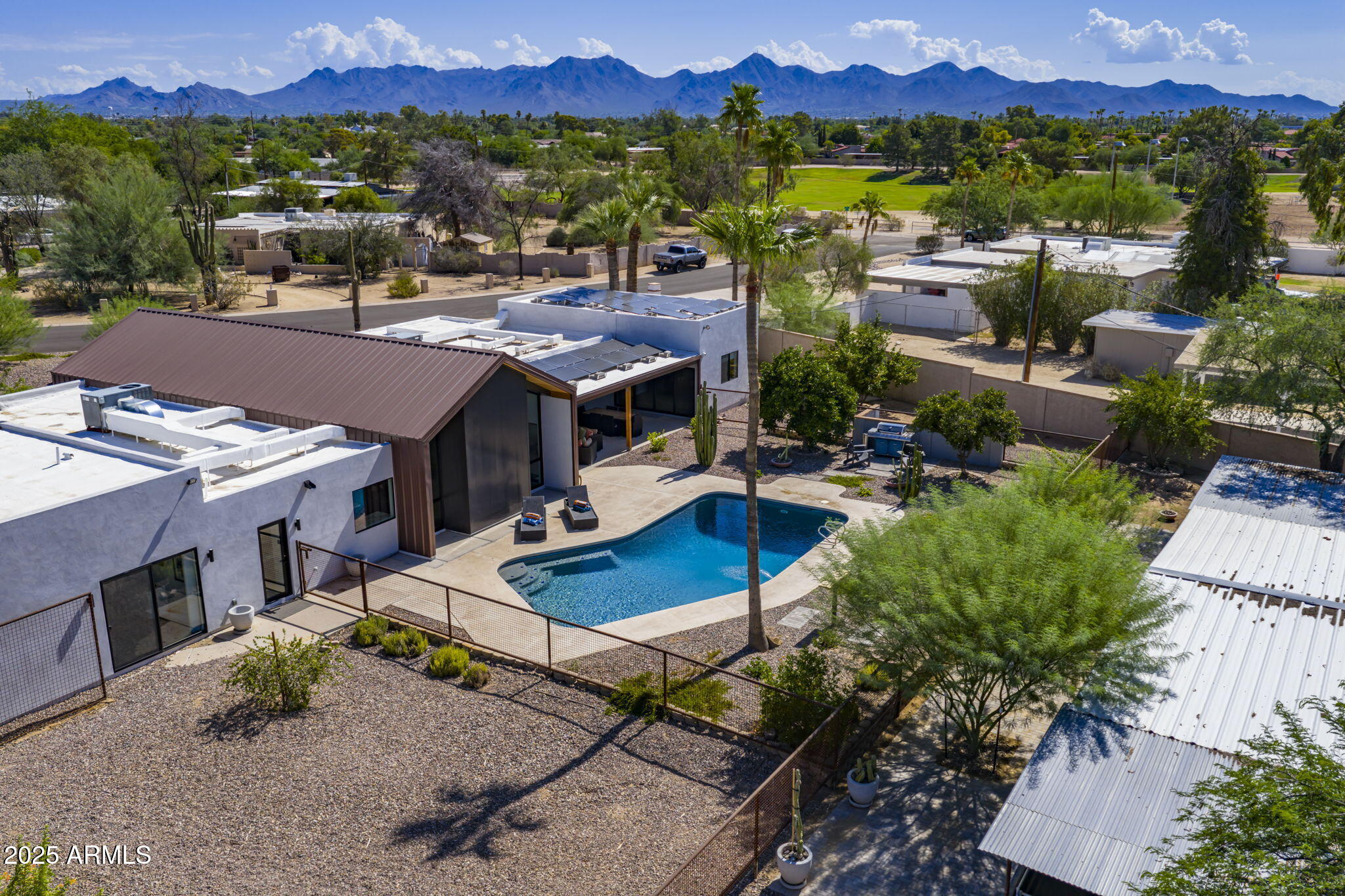 6801 E MESCAL Street