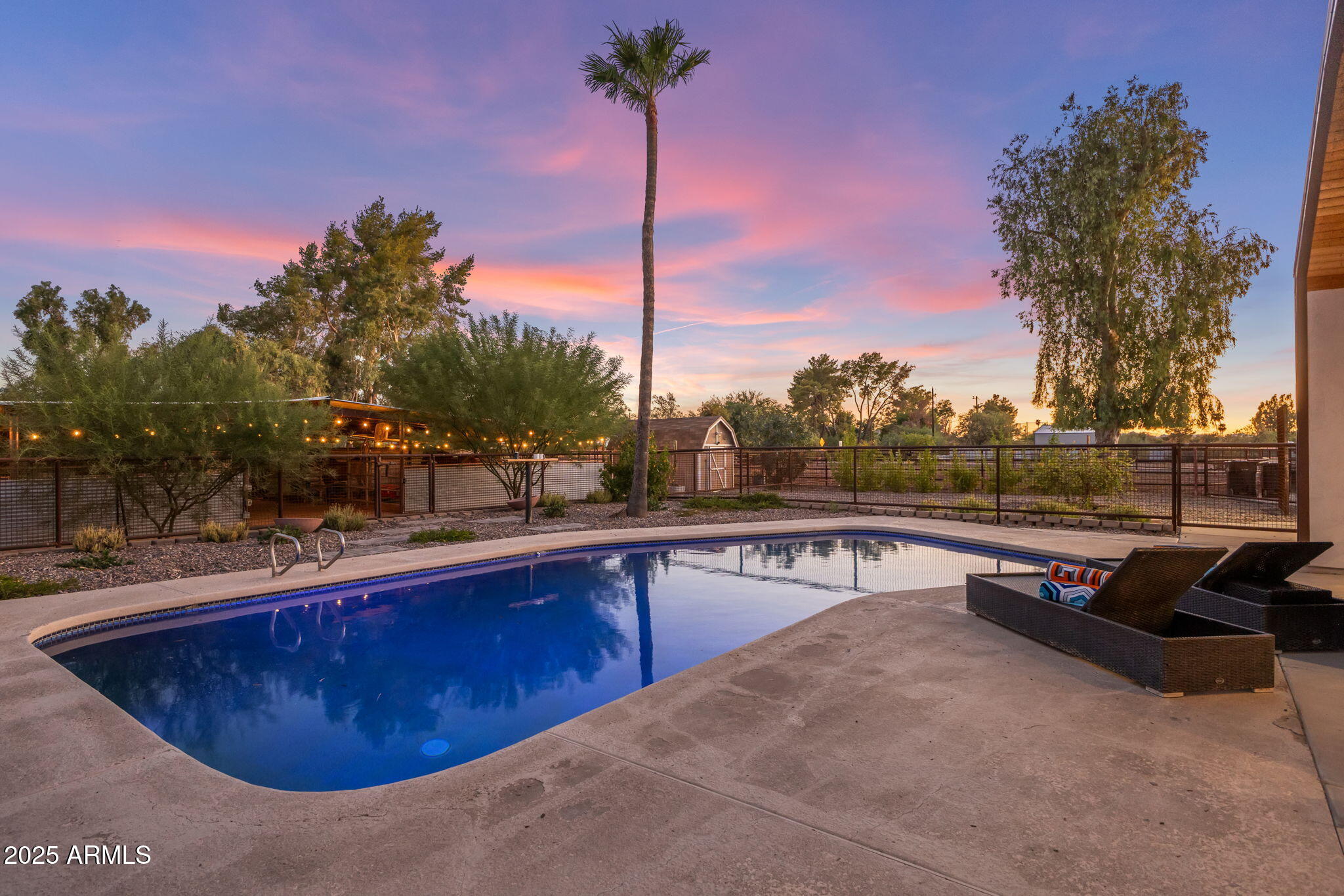 6801 E MESCAL Street