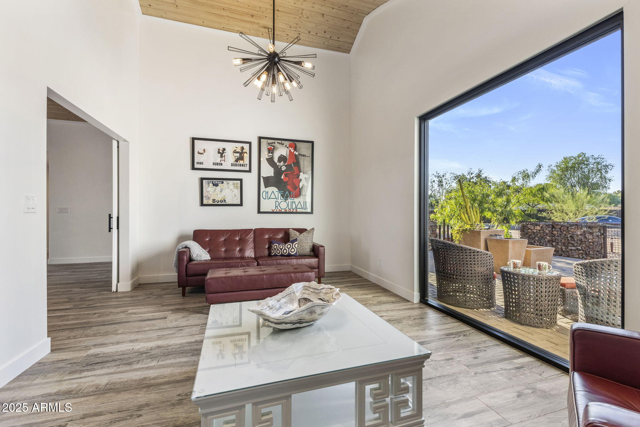 6801 E MESCAL Street