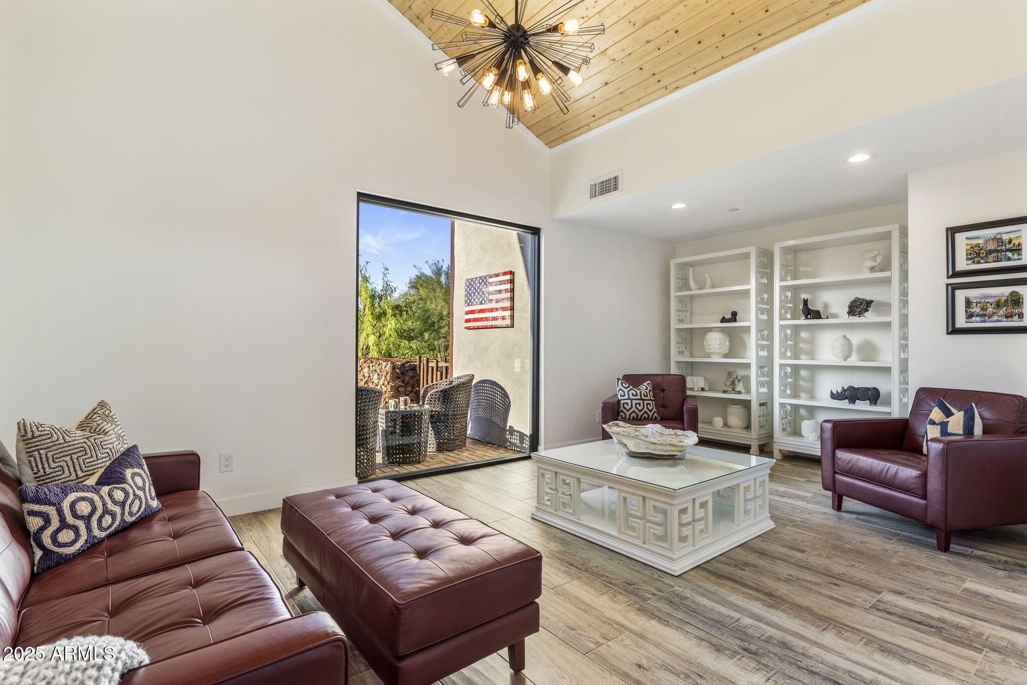 6801 E MESCAL Street