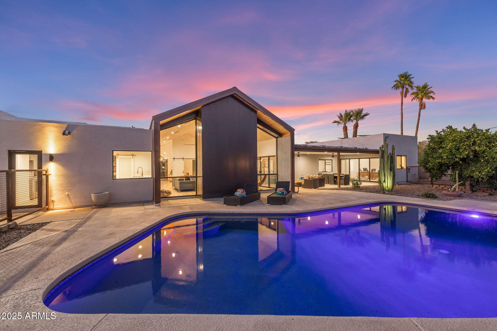 6801 E MESCAL Street